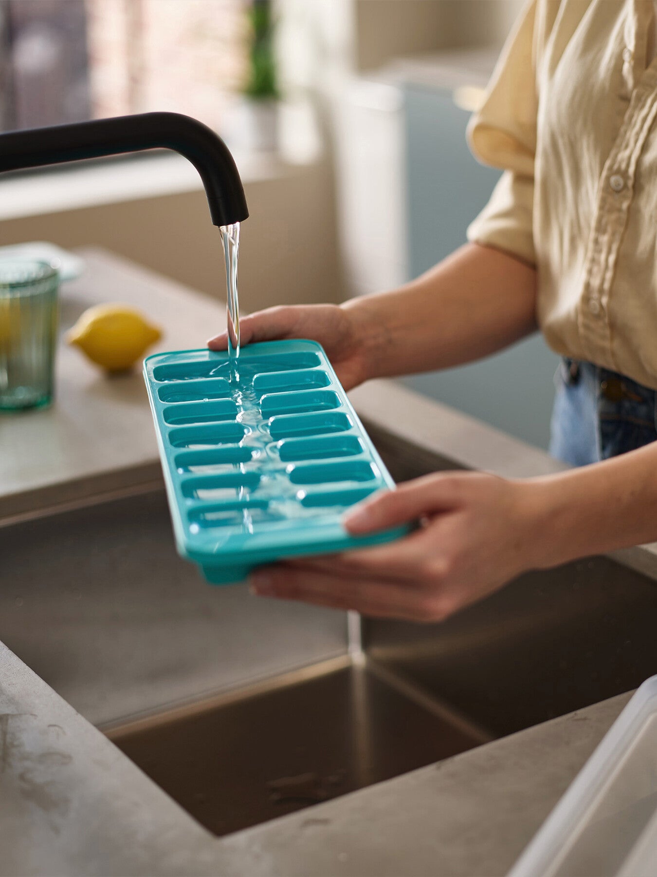 Flow Easy Fill Ice Cube Tray 2 Pack