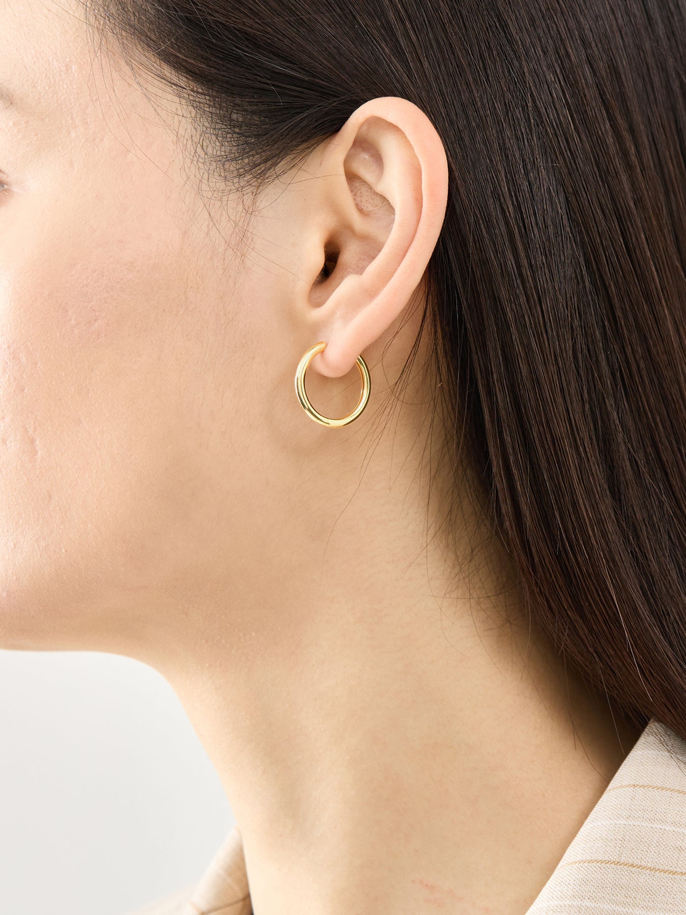 Bold Medium Hoops