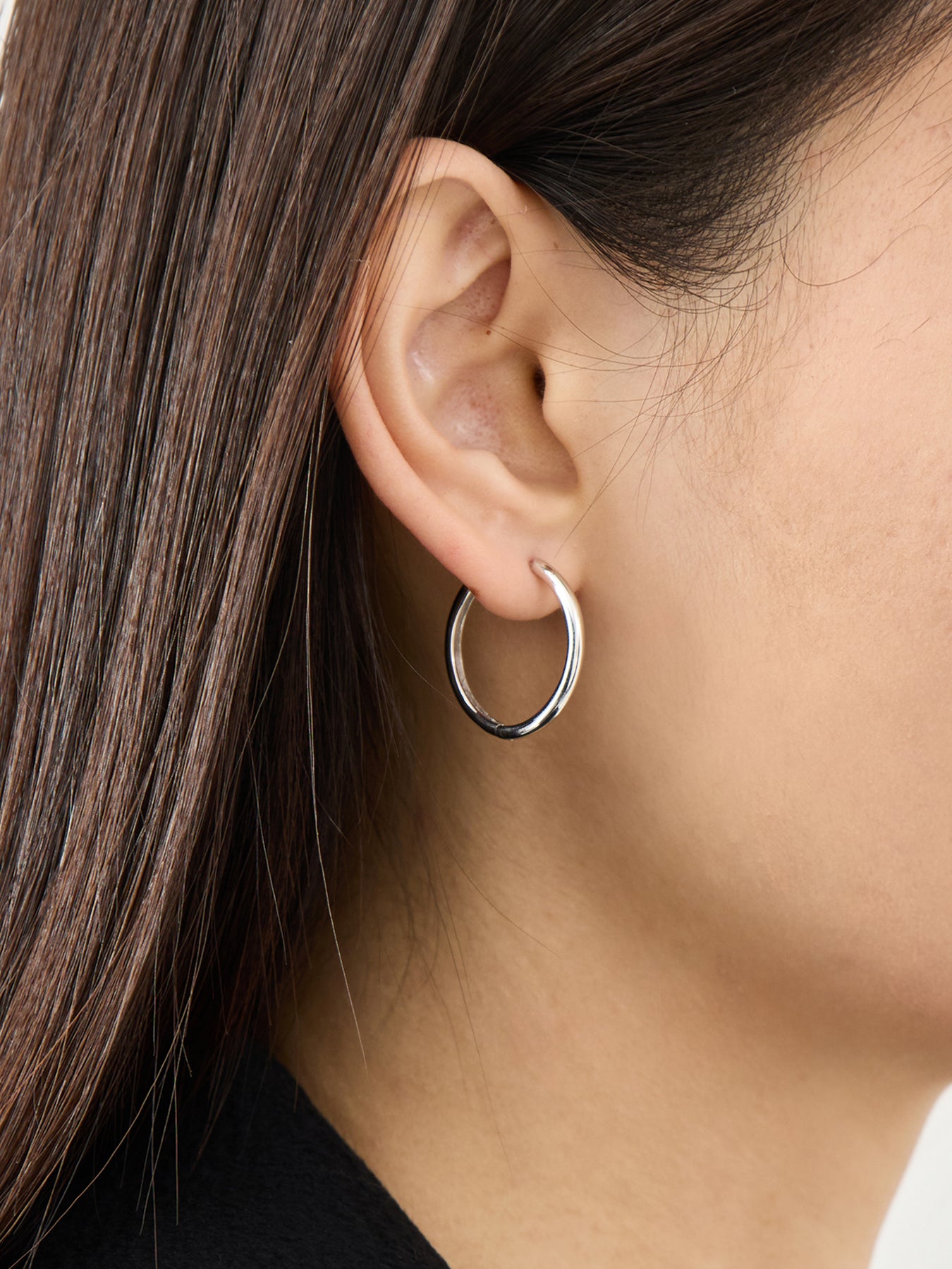 Simple Hinge Large Hoops