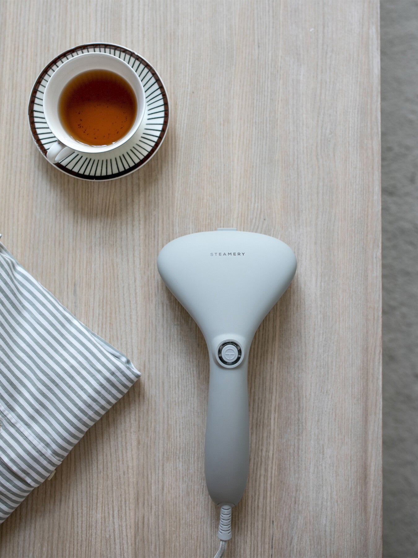 Cirrus No.2 Travel Steamer