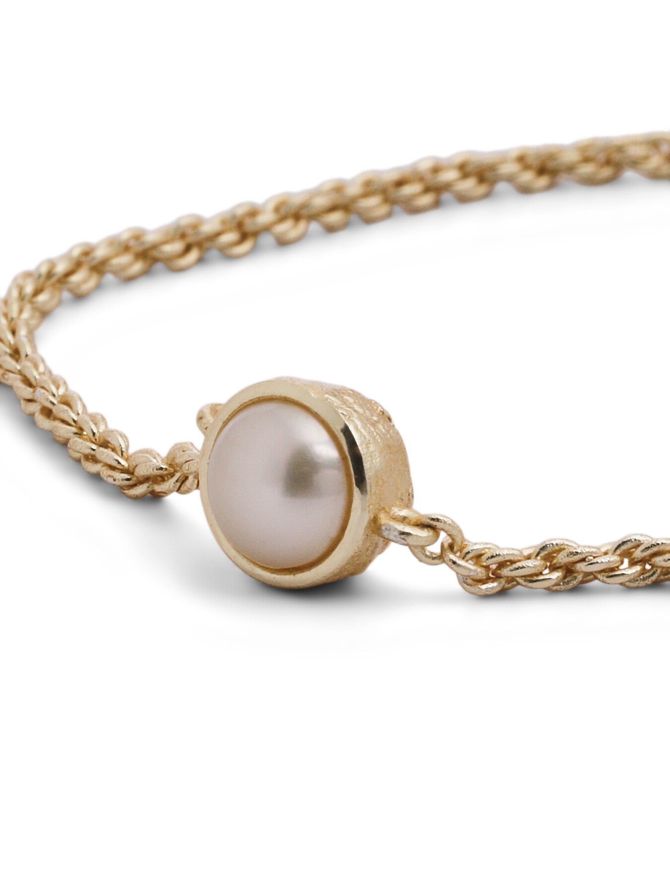 Freshwater Pearl Birthstone Bracelet