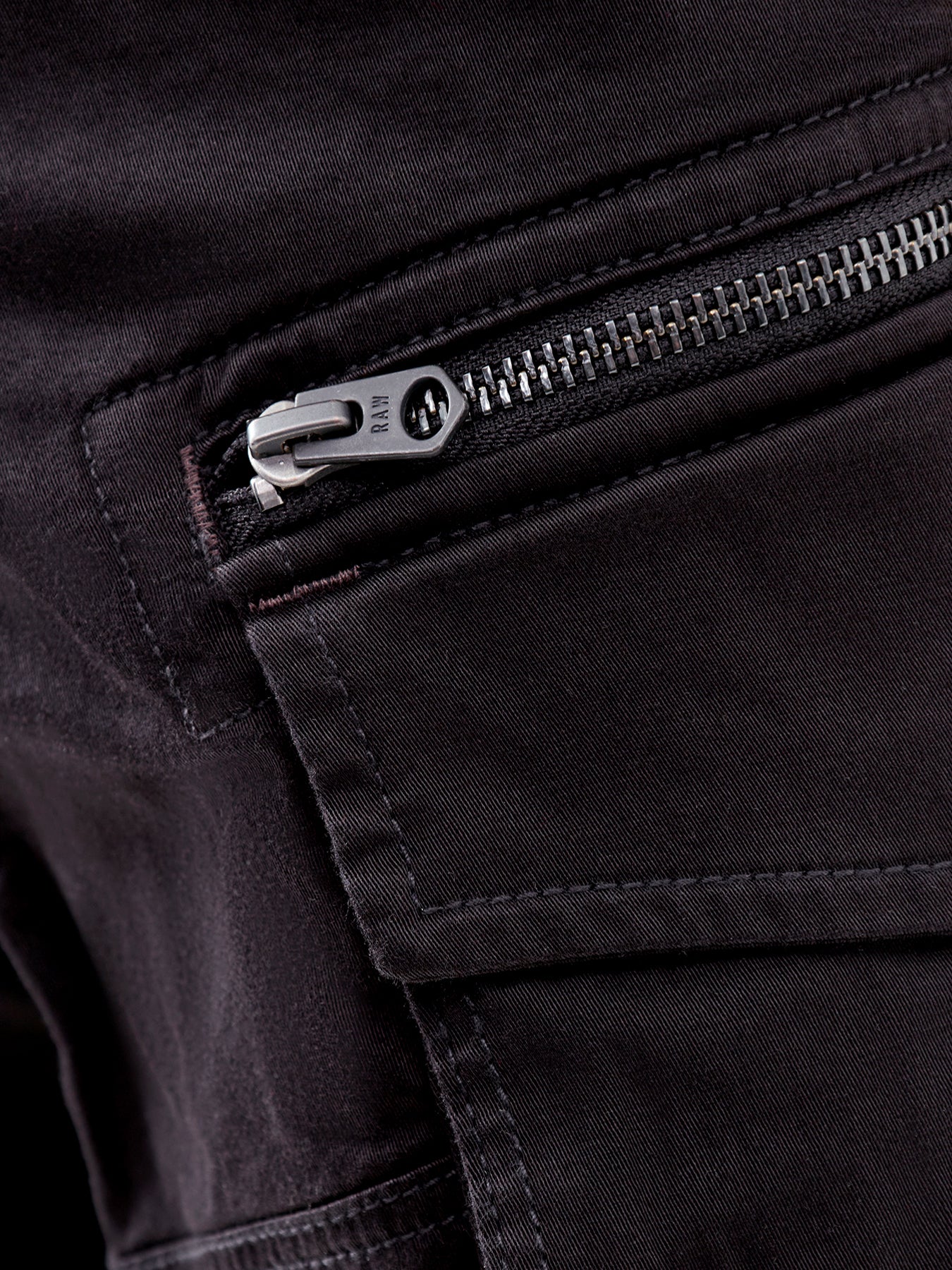 Rovic Zip 3D Regular Tapered Cargo Pants