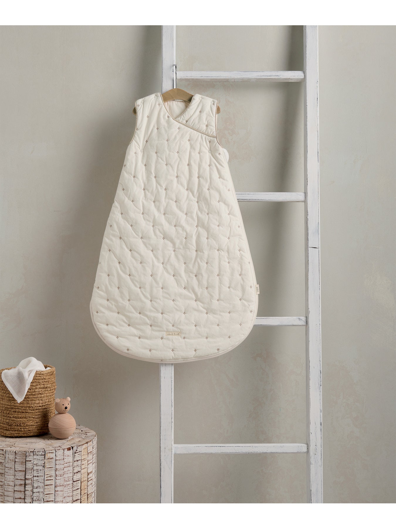 Dreampod 0-6 2.5 Tog Sleepsuit