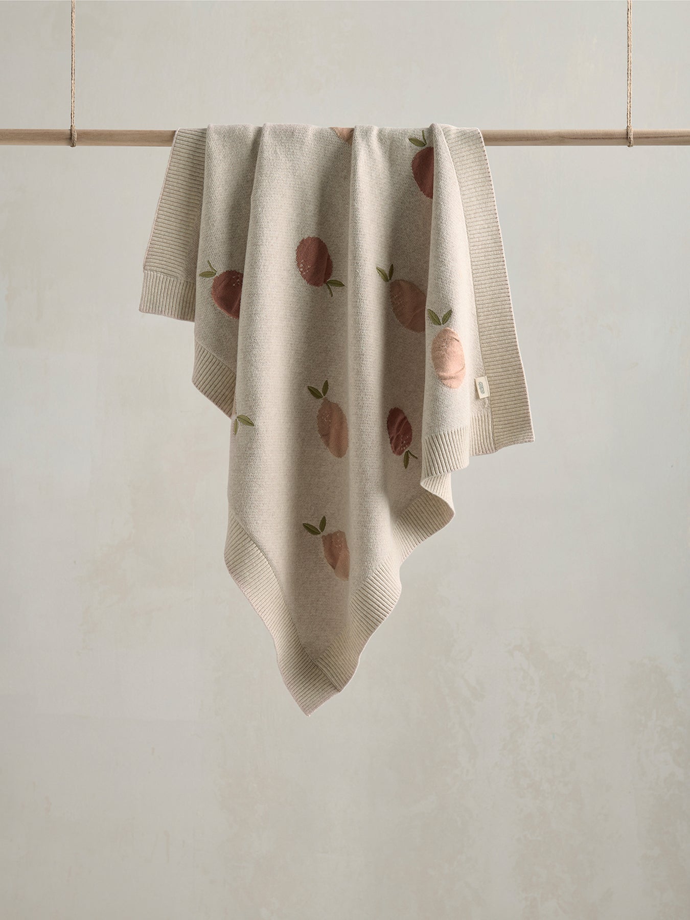 Knitted Blanket Fruit