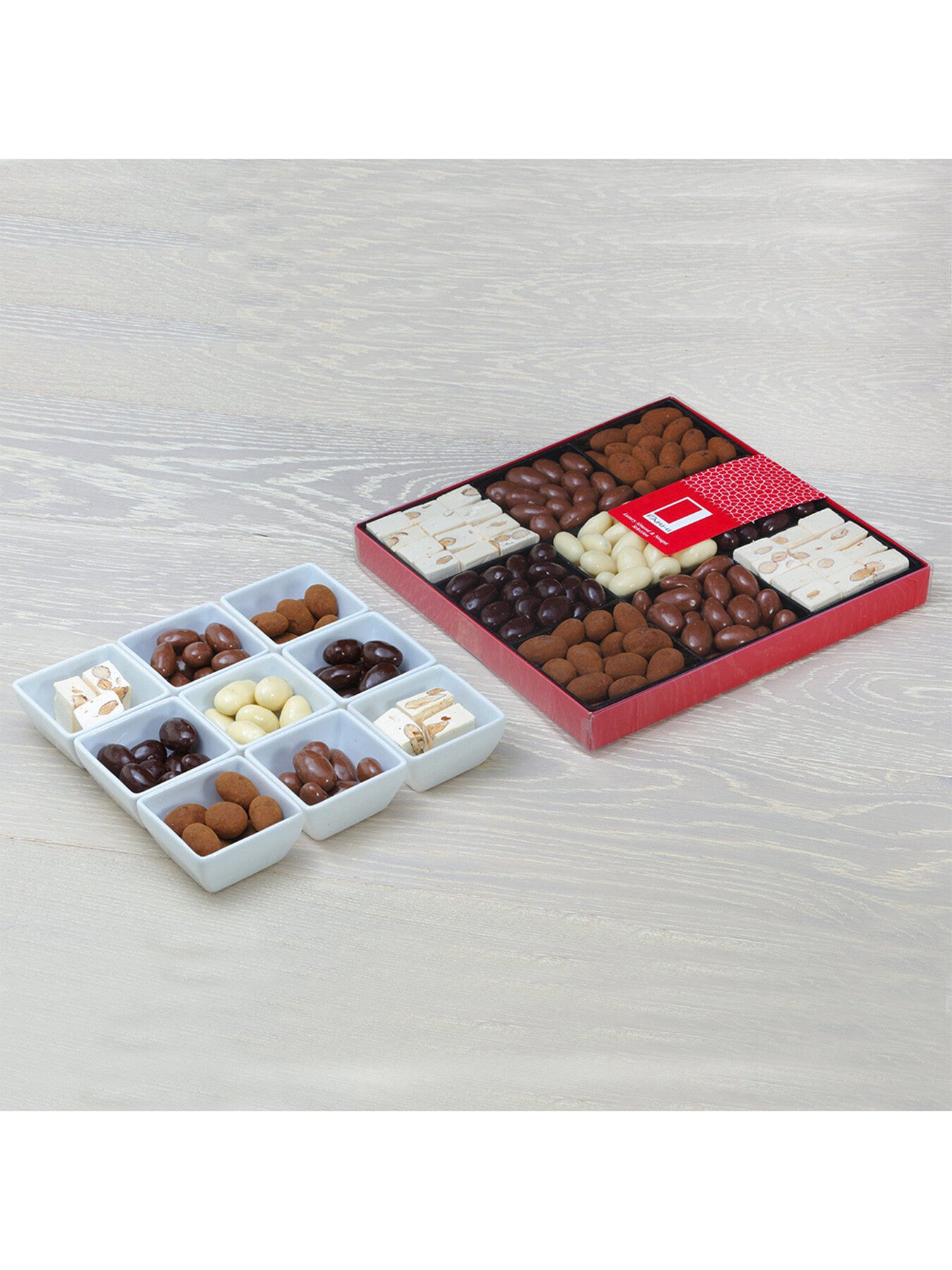 Almond and Nougat Selection Gift Box 990g