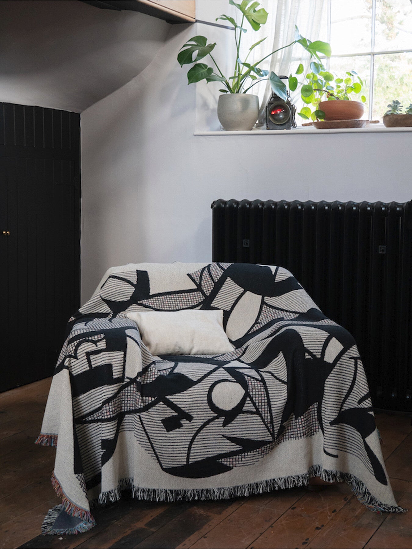 The Modernist Blanket