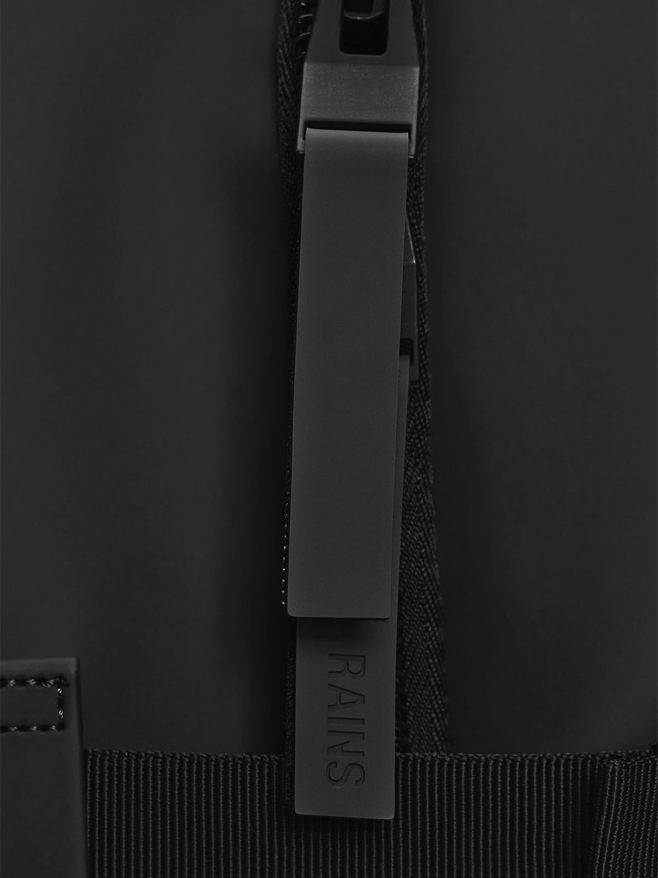 Rains Texel Cabin 58cm Bag W3 Green