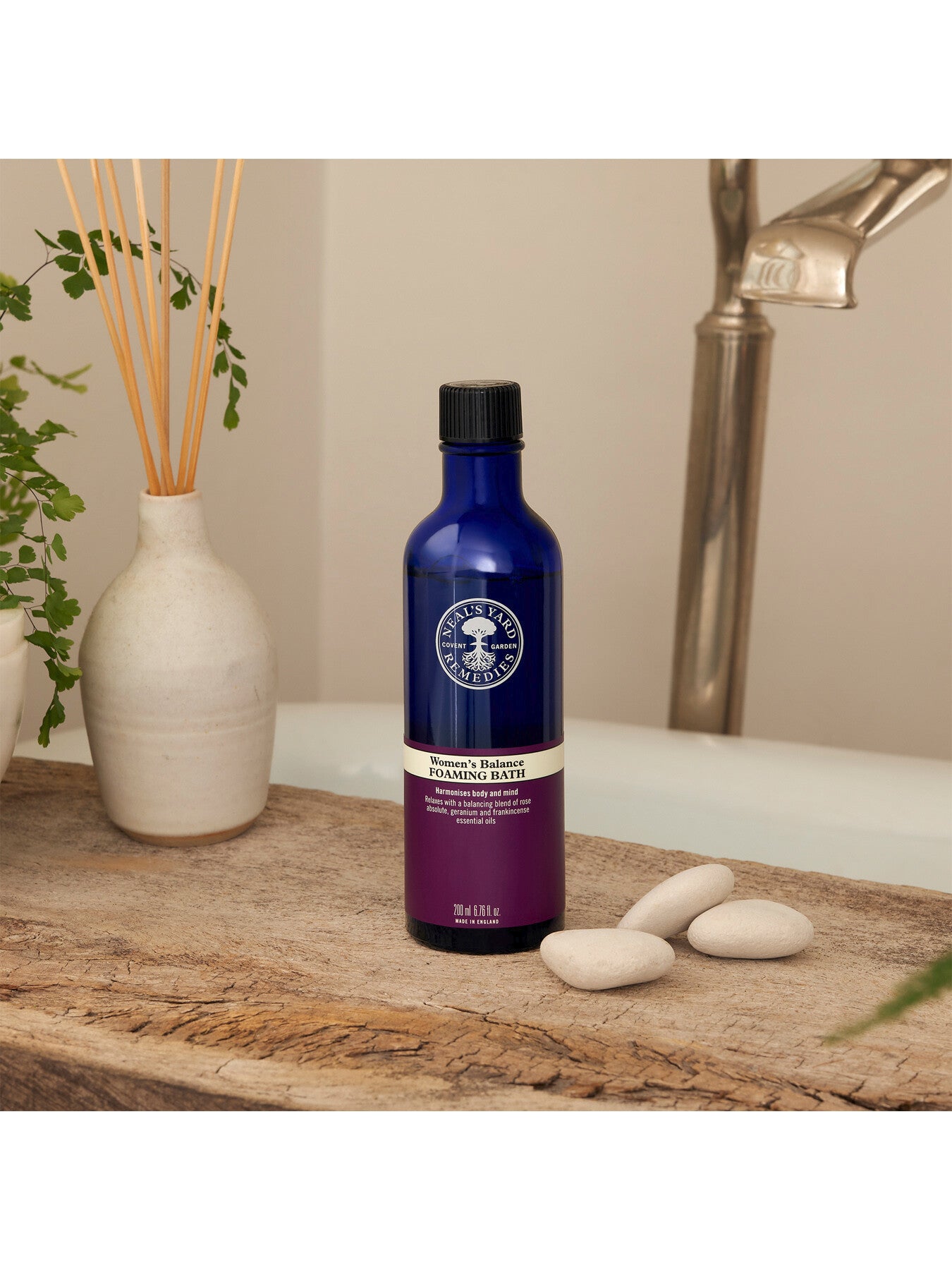 Womens Balance Foaming Bath 200ml