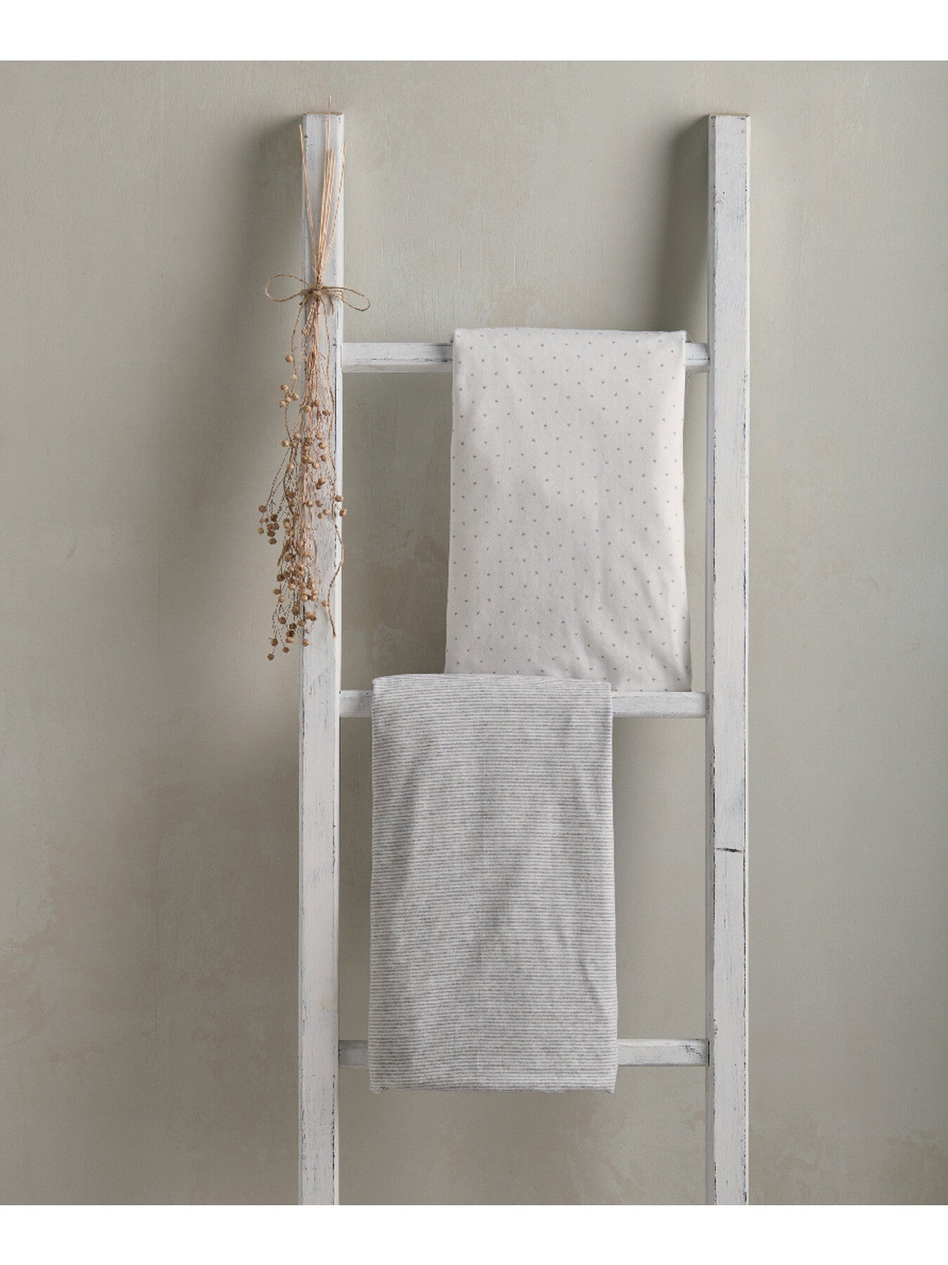 Grey Star Crib Sheets 2 Pack