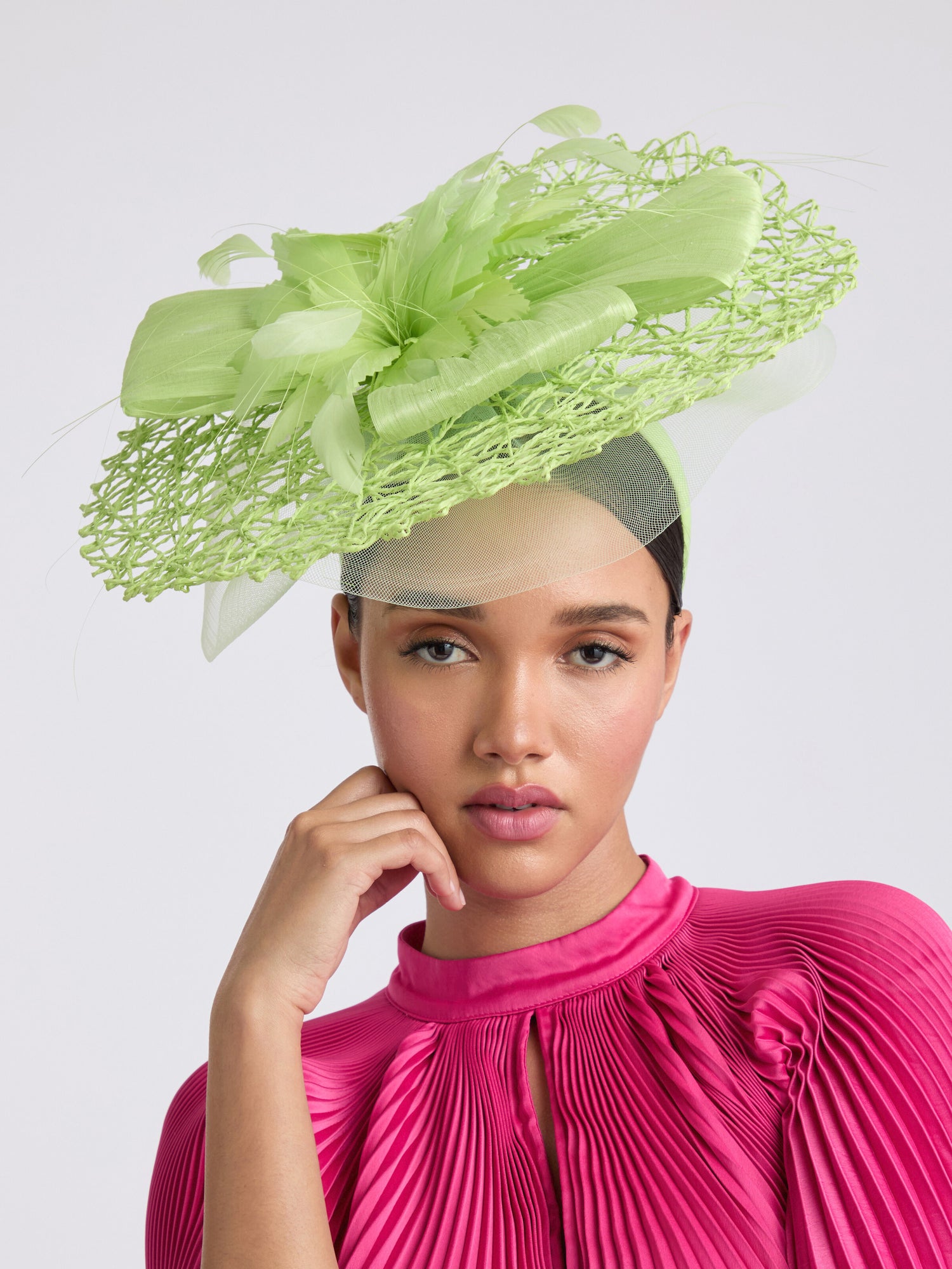 Abacca Bow Lattice Base Disc Fascinator