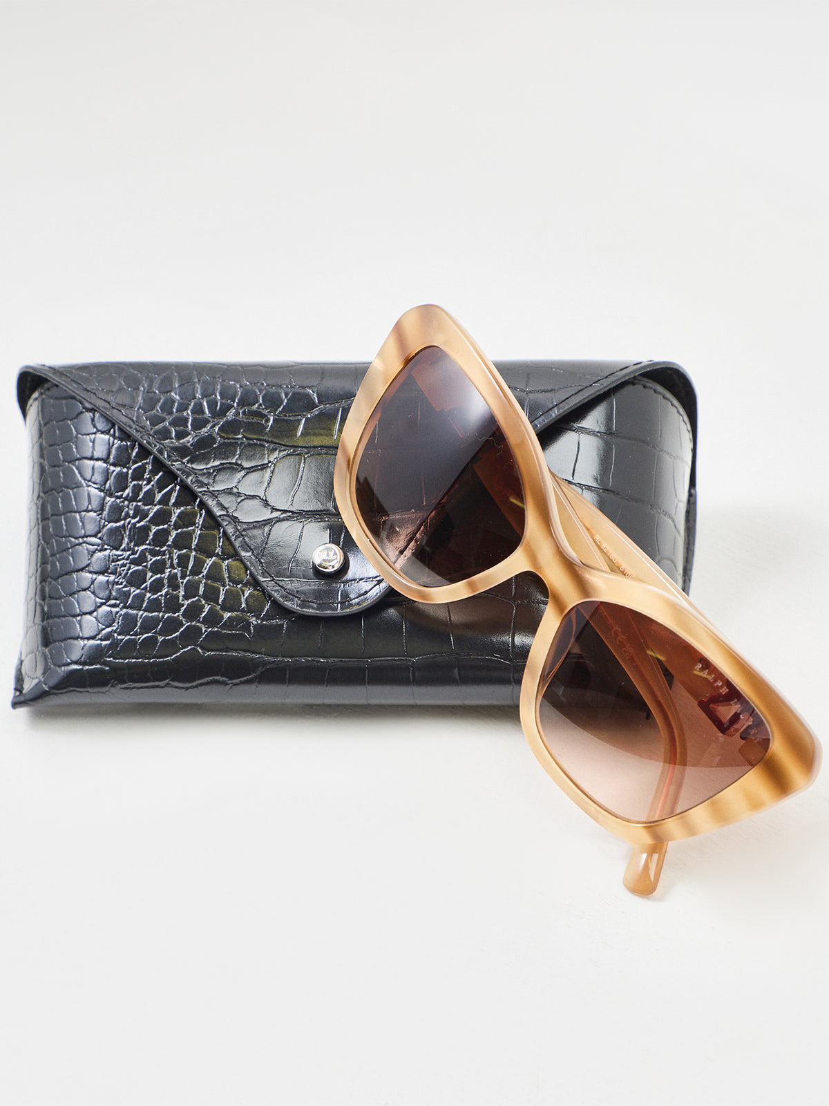 The Isabel Acetate Sunglasses