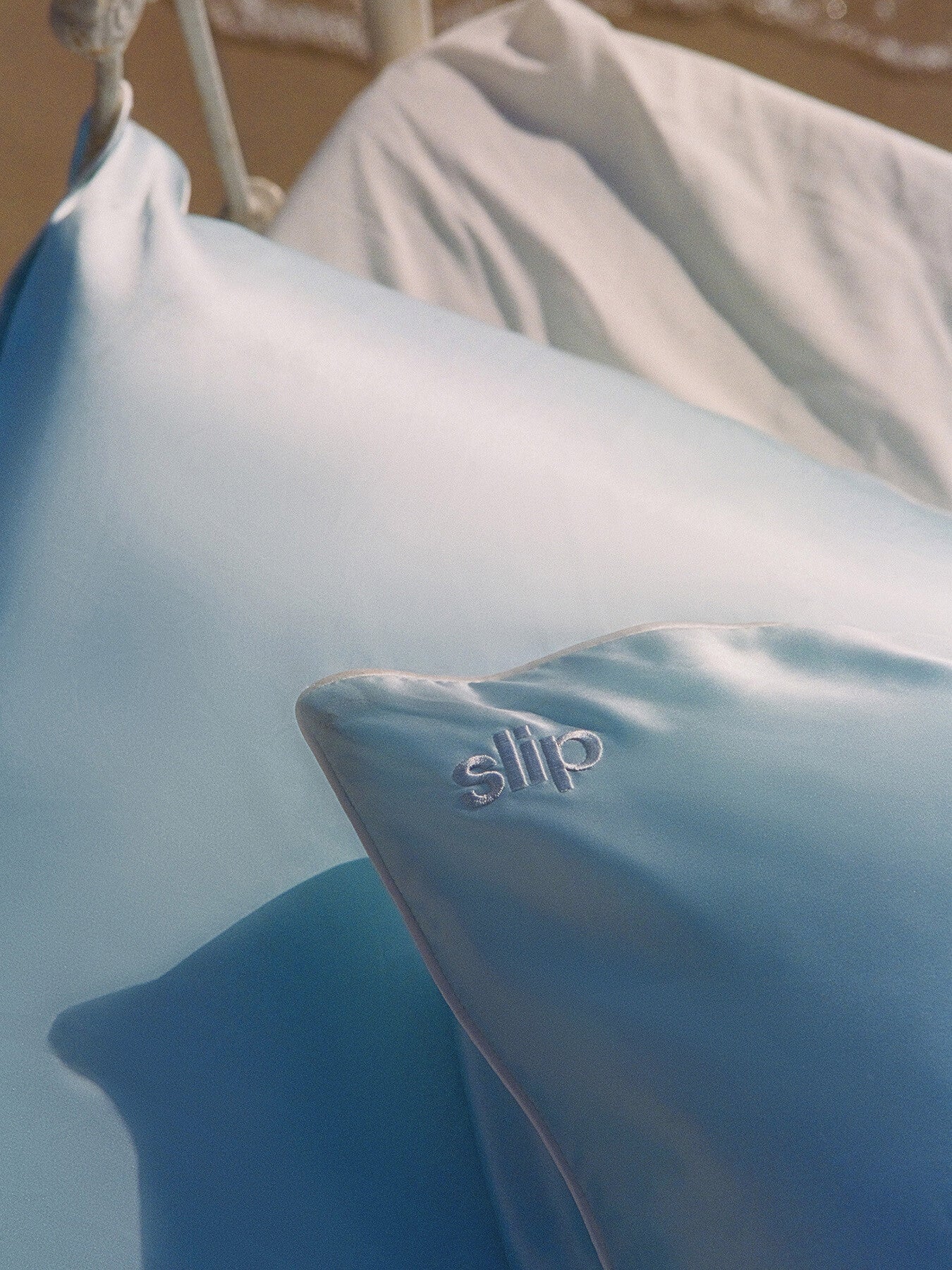 Seabreeze Pure Silk Queen Pillowcase