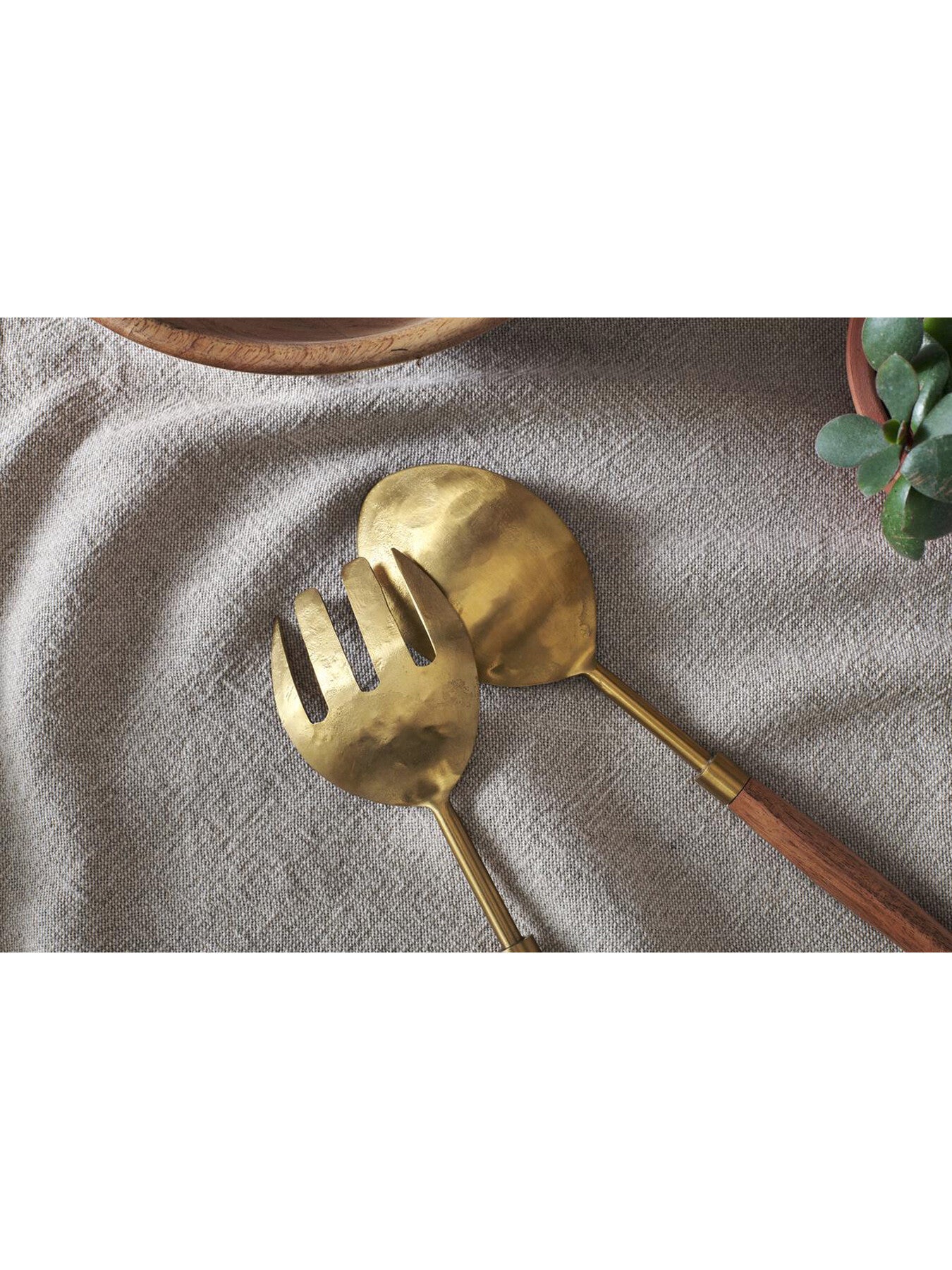 Soni Salad Servers Set of 2