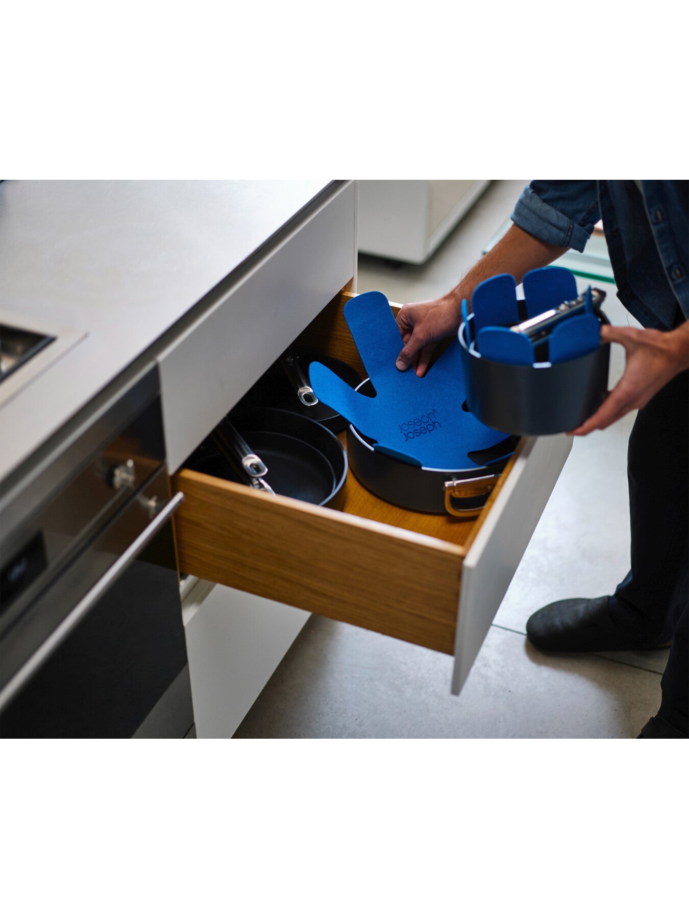 Space Non Stick 3 Piece Saucepan Set