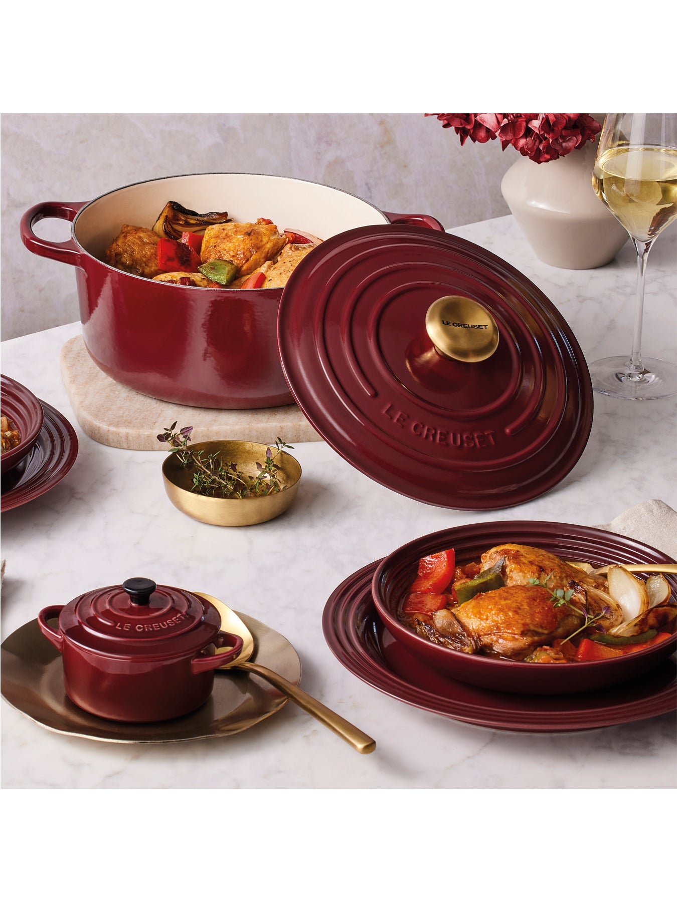 Cast Iron Round Casserole 28cm