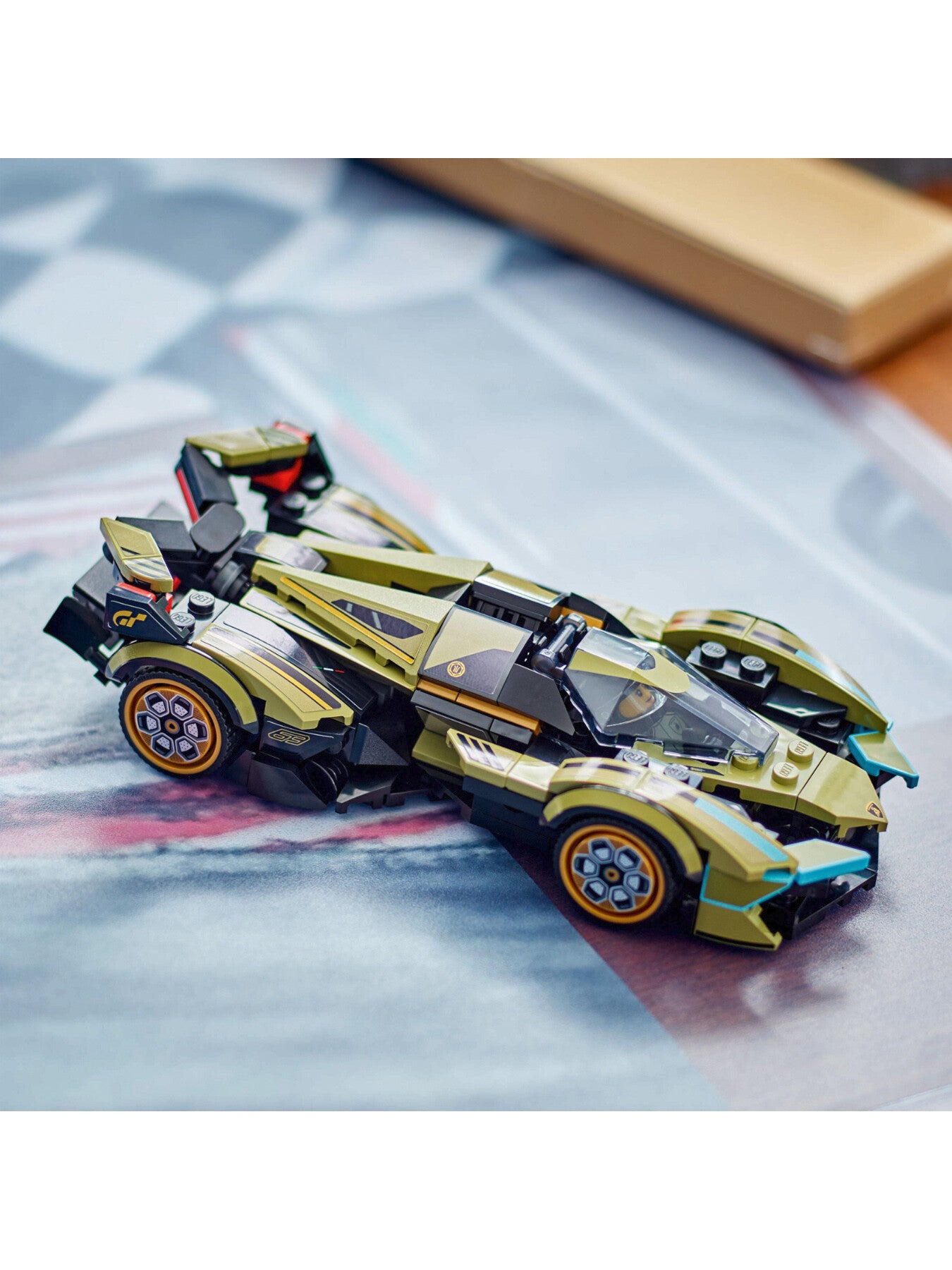 Lamborghini Lambo V12 Vision GT Super Car 76923