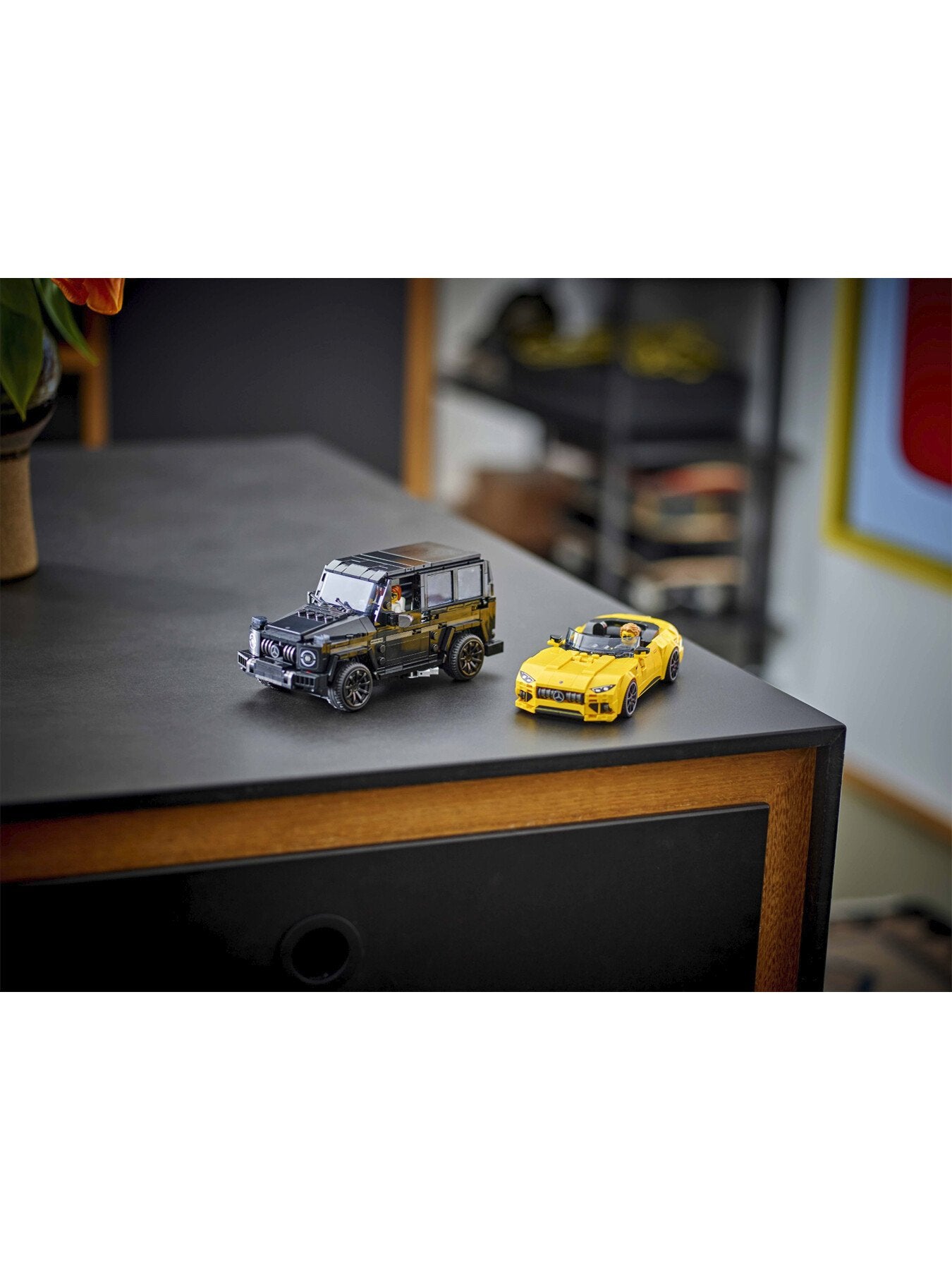 Mercedes-AMG G 63 Mercedes-AMG SL 63 76924