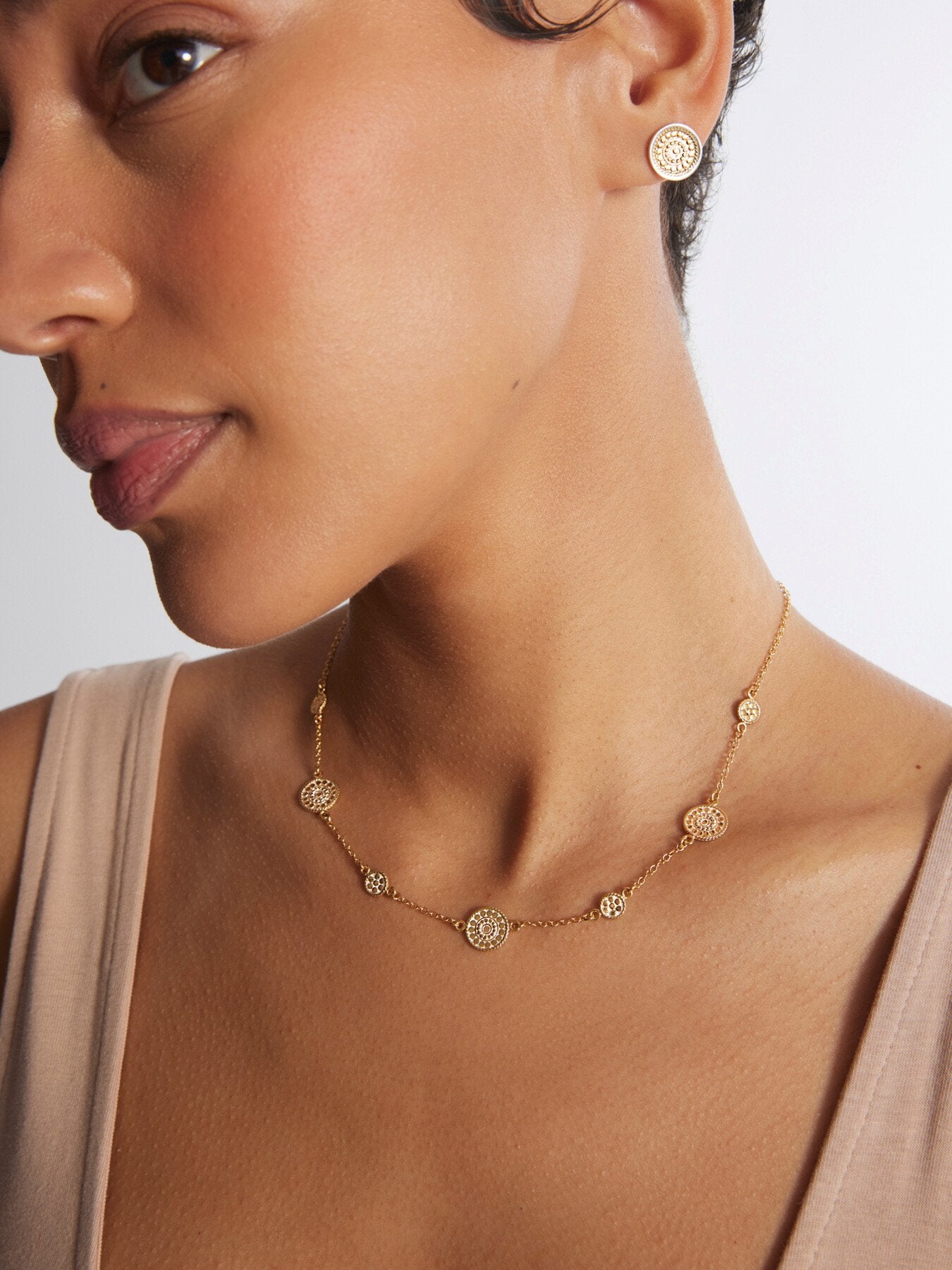 Contrast Dotted Station Collar Necklace