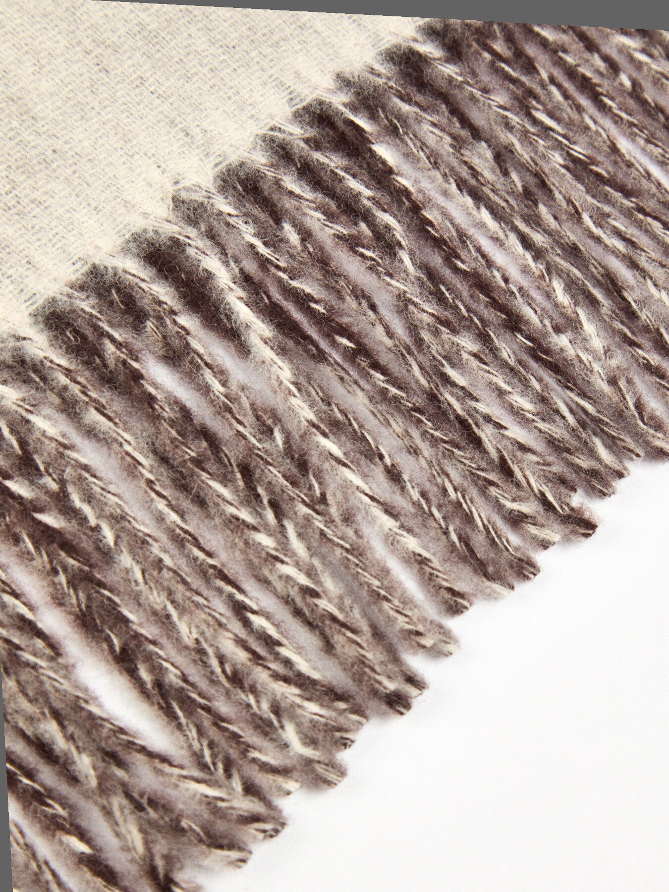 Single Orb Wool Scarf