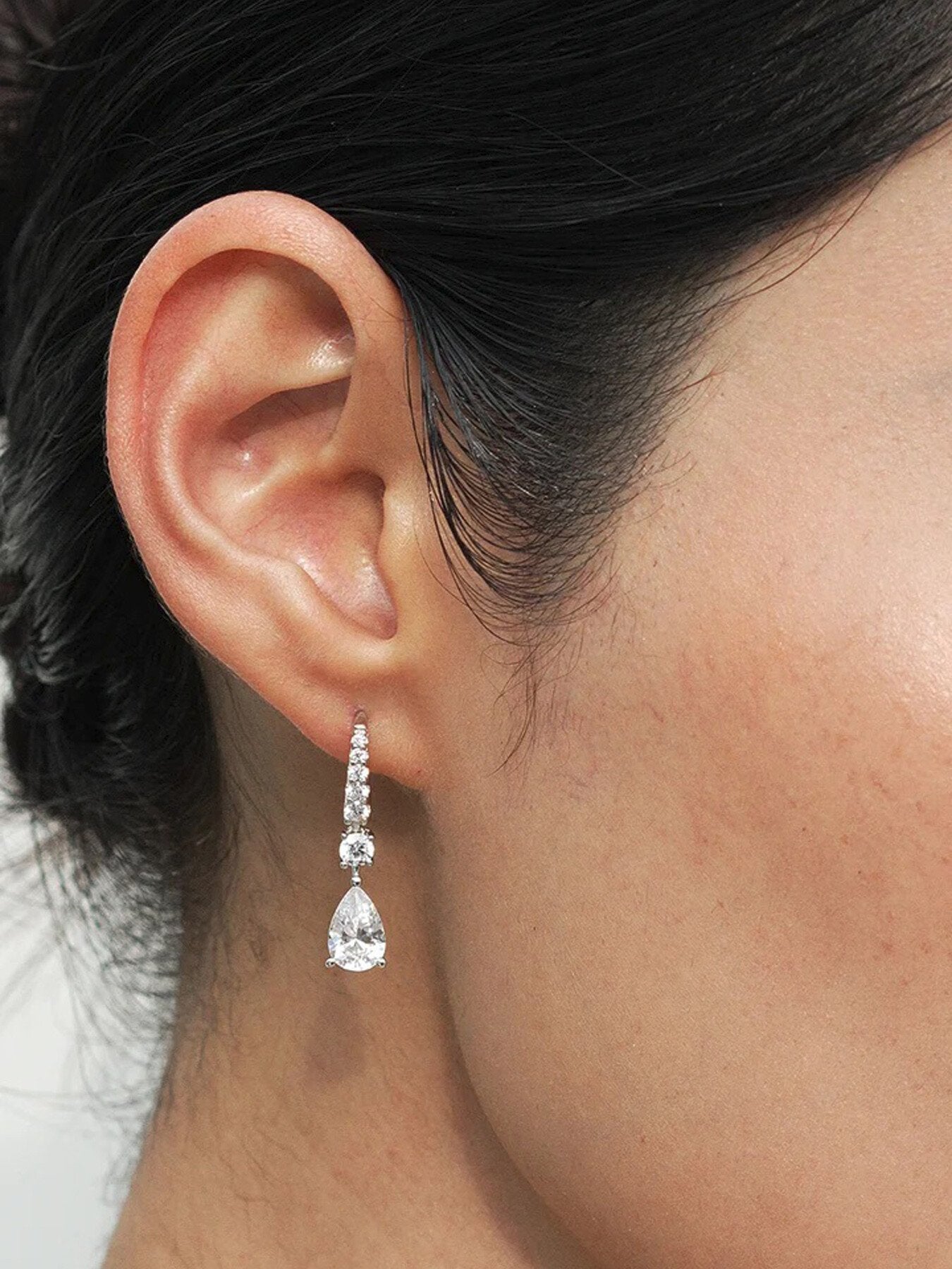 Thea Drop Oval Earrings