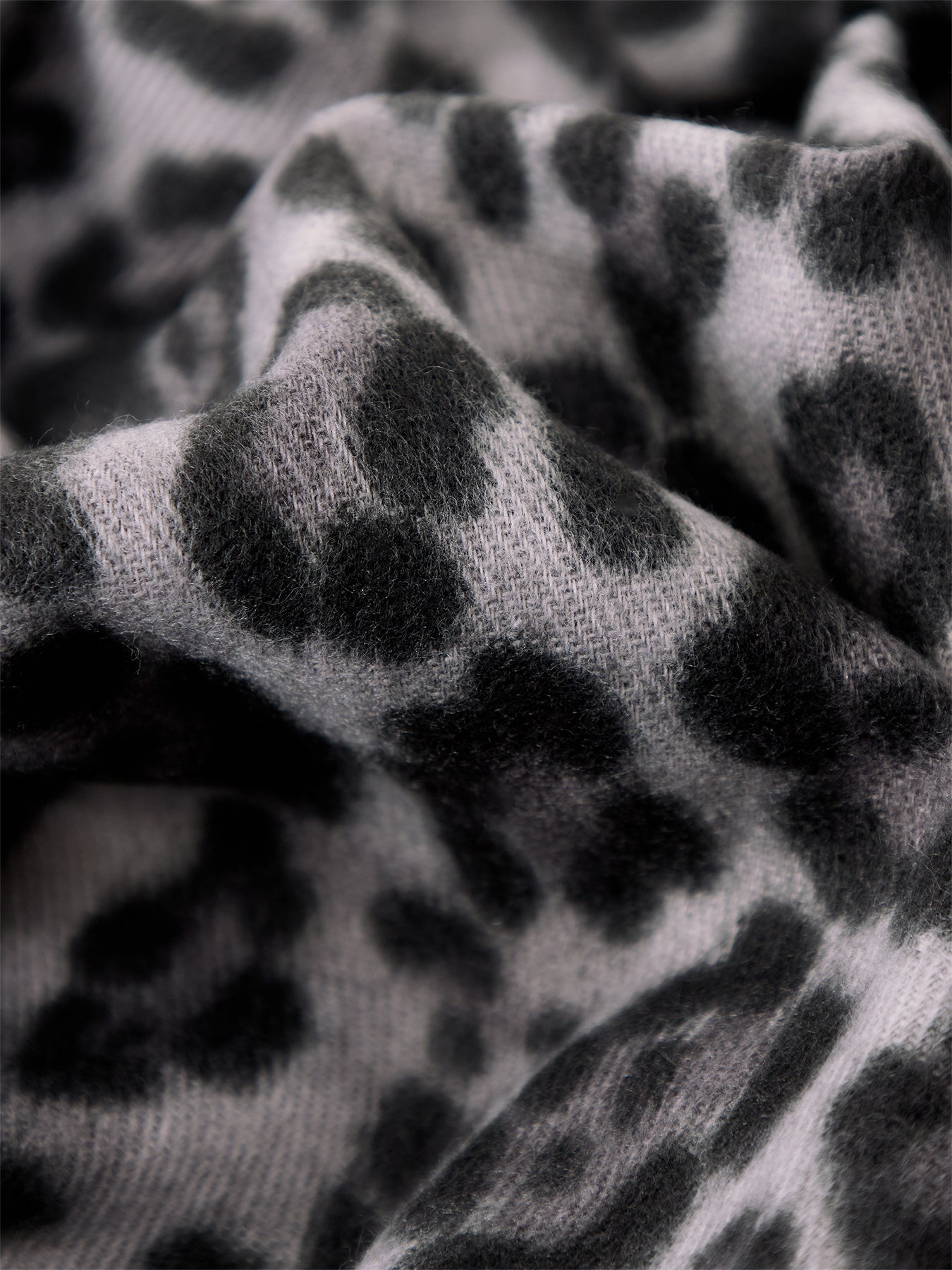 Leopard Scarf Grey