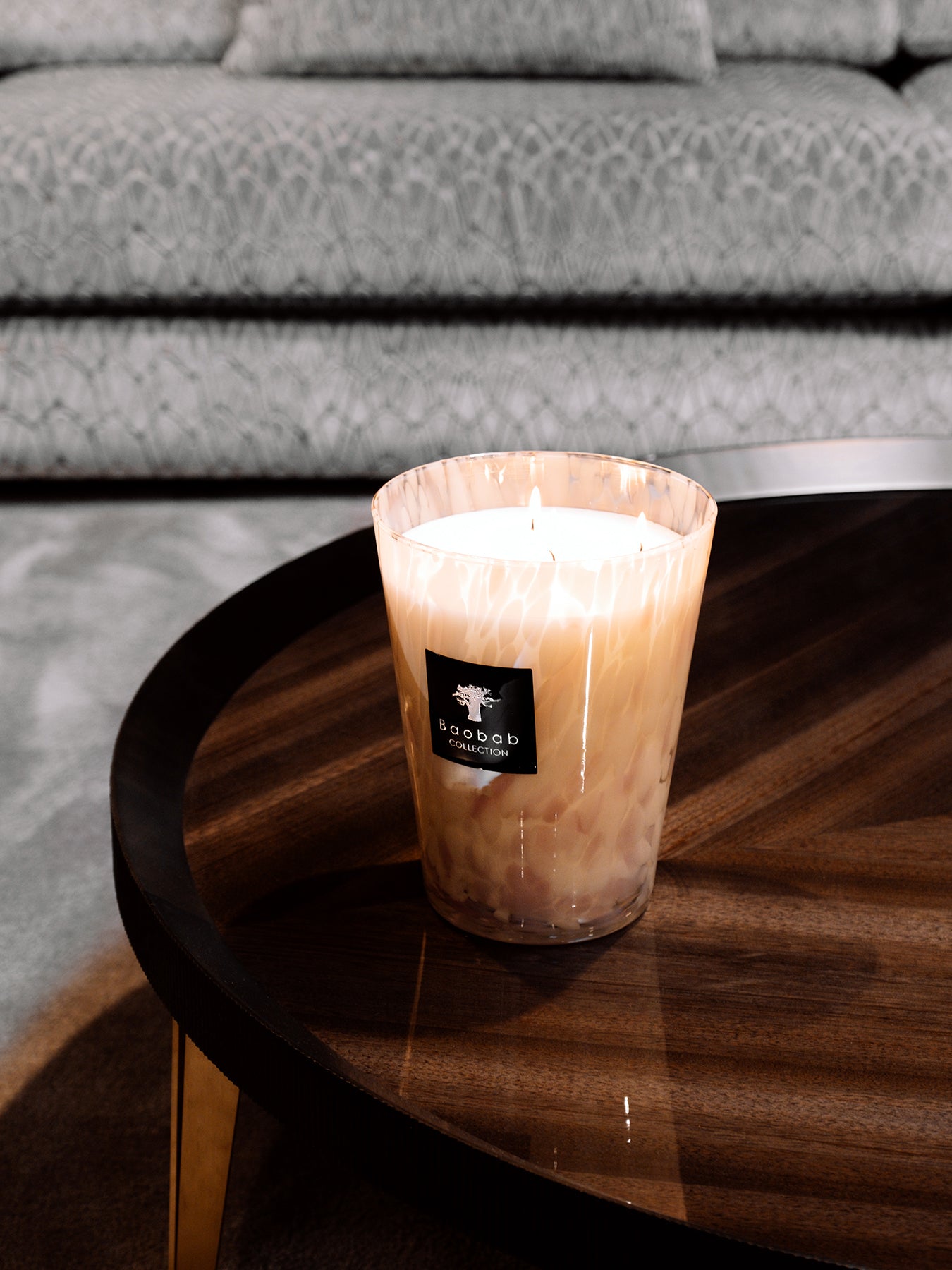 White Pearl Candle 1.1kg White