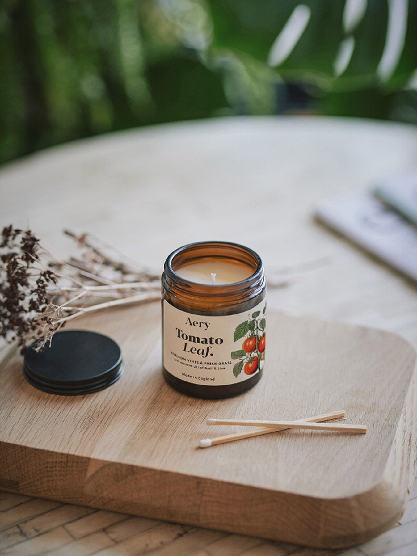 Tomato Leaf Candle 200g