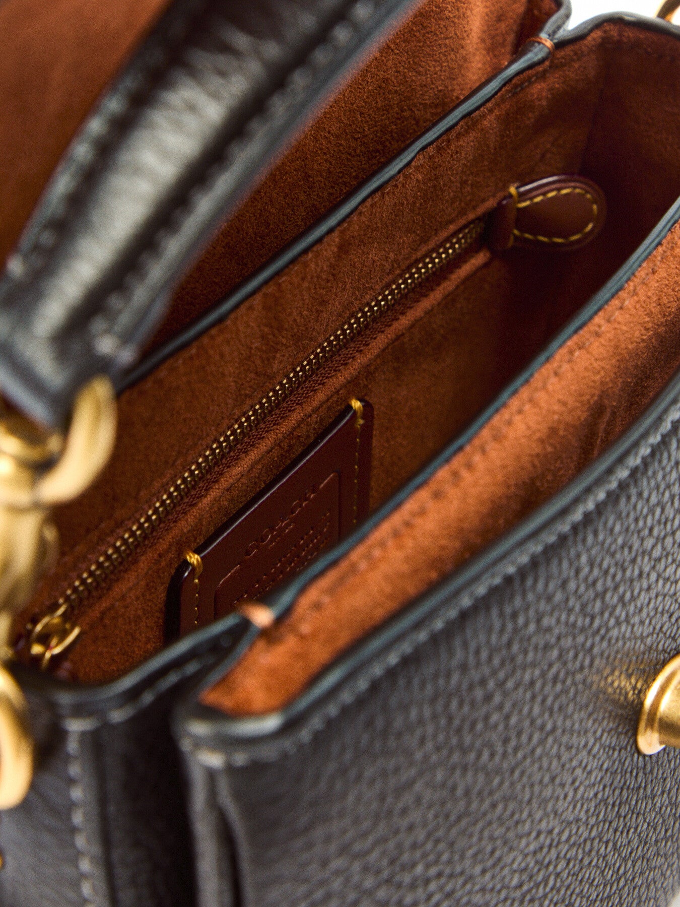 Cassie Leather Crossbody 19 Black