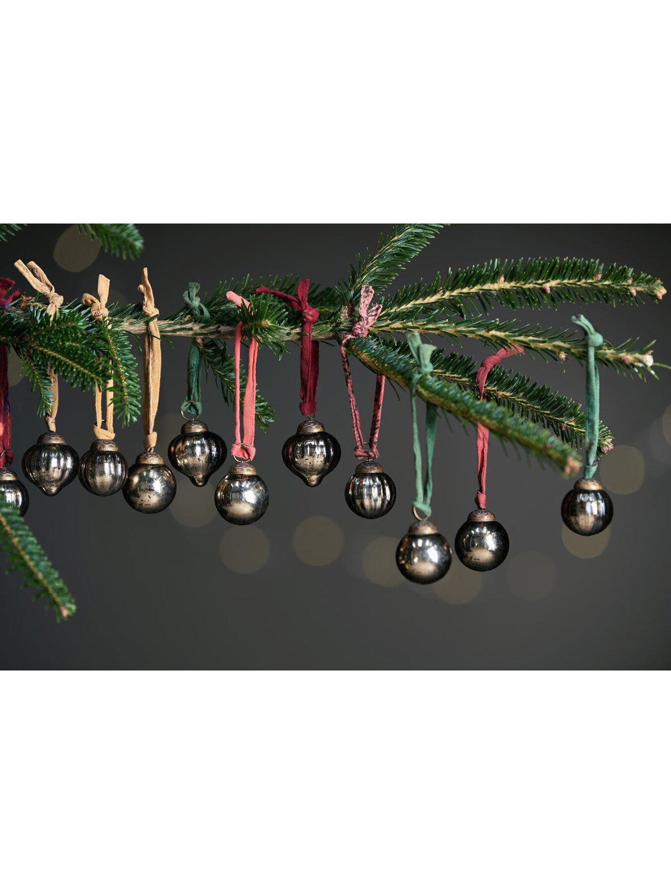 Dew Drop Antique Gold Set of 12 Baubles