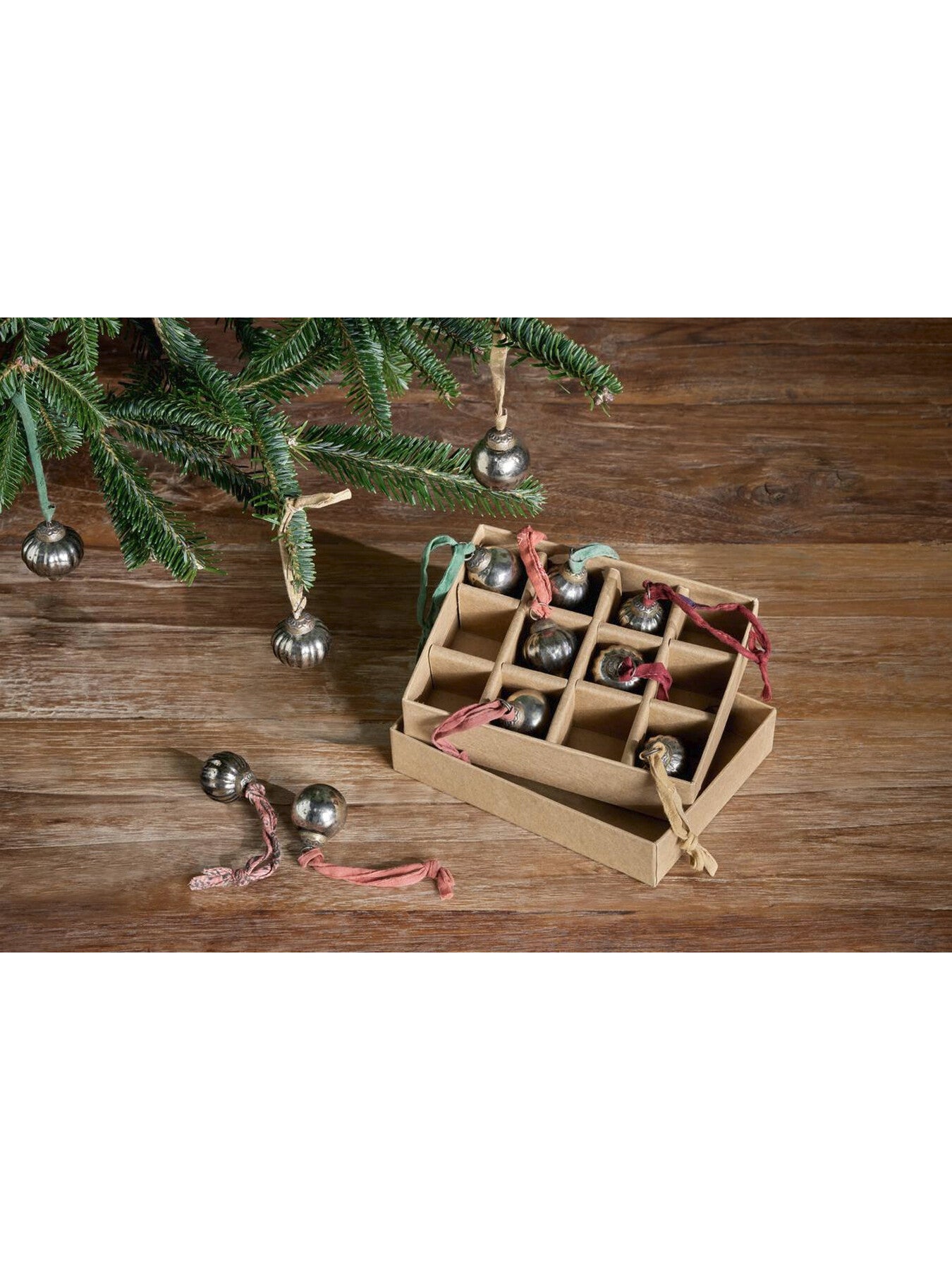 Dew Drop Antique Gold Set of 12 Baubles
