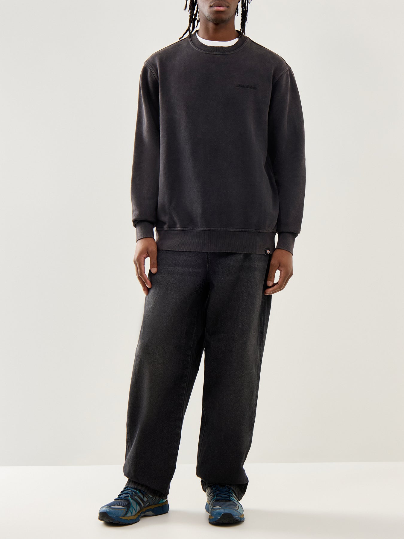 Plentywood Sweatshirt Black