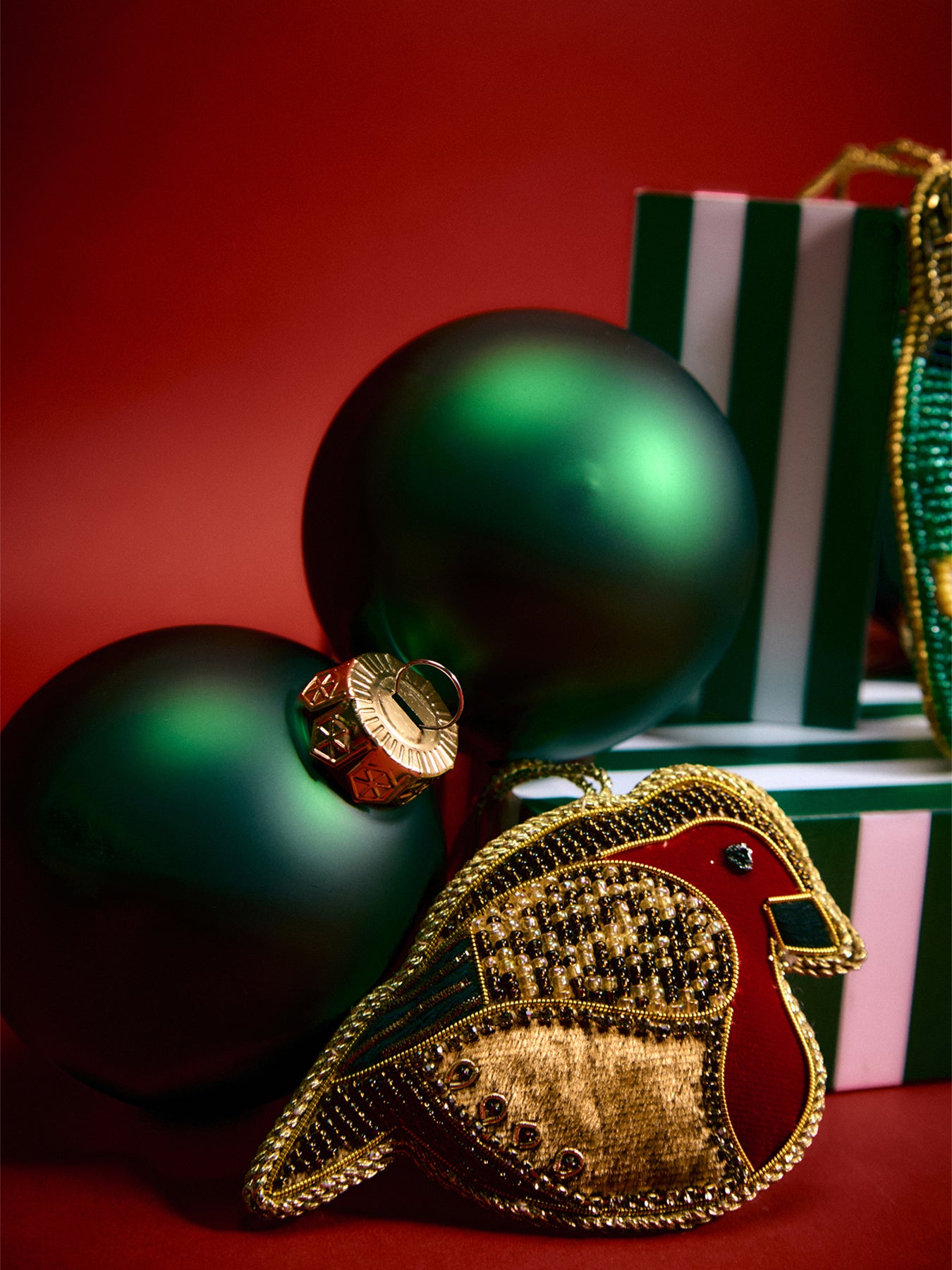 Robin Embroidered Christmas Tree Hanging Decoration