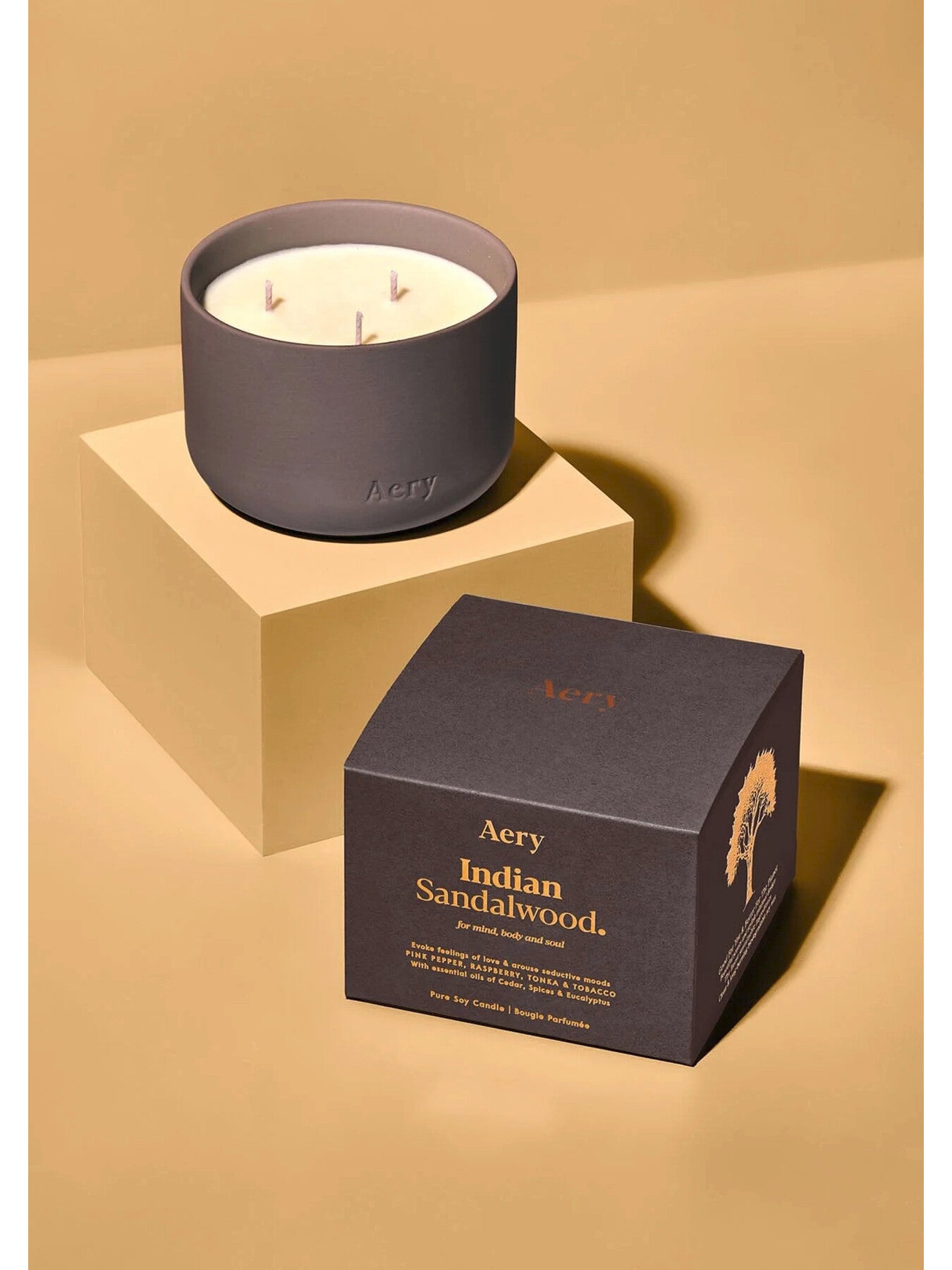 Indian Sandalwood Scented Triple Wick Candle 450g