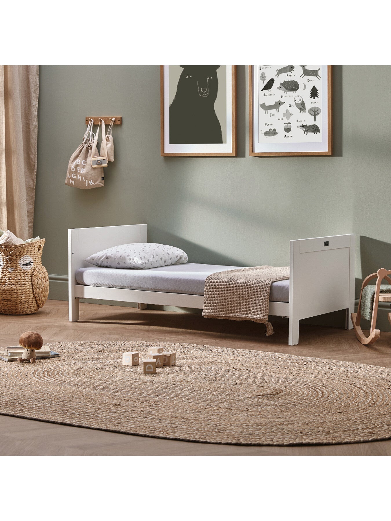 Bromley White Cot Bed