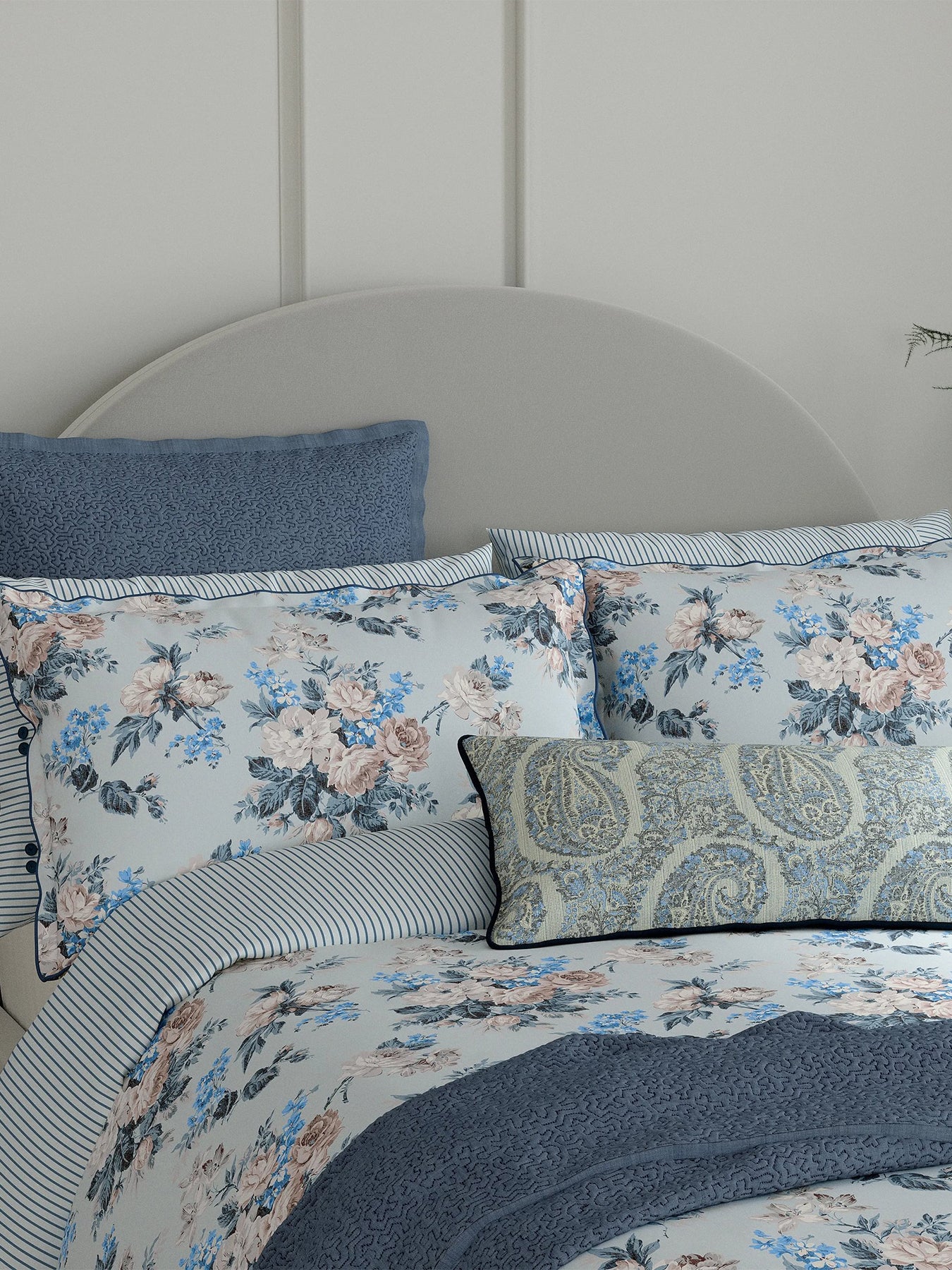 Delphine Cover Set Blue