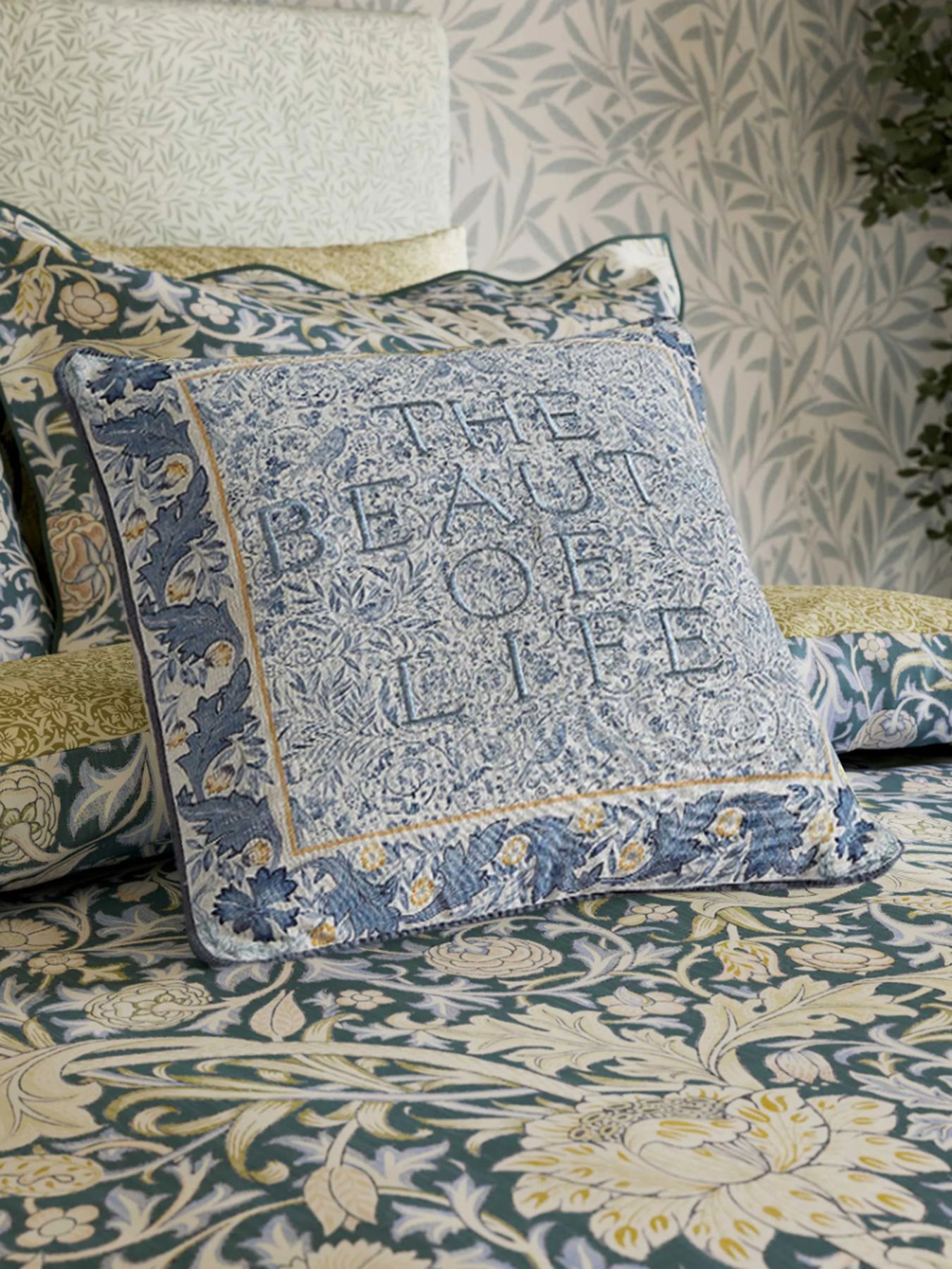 Trent Cushion Wandle