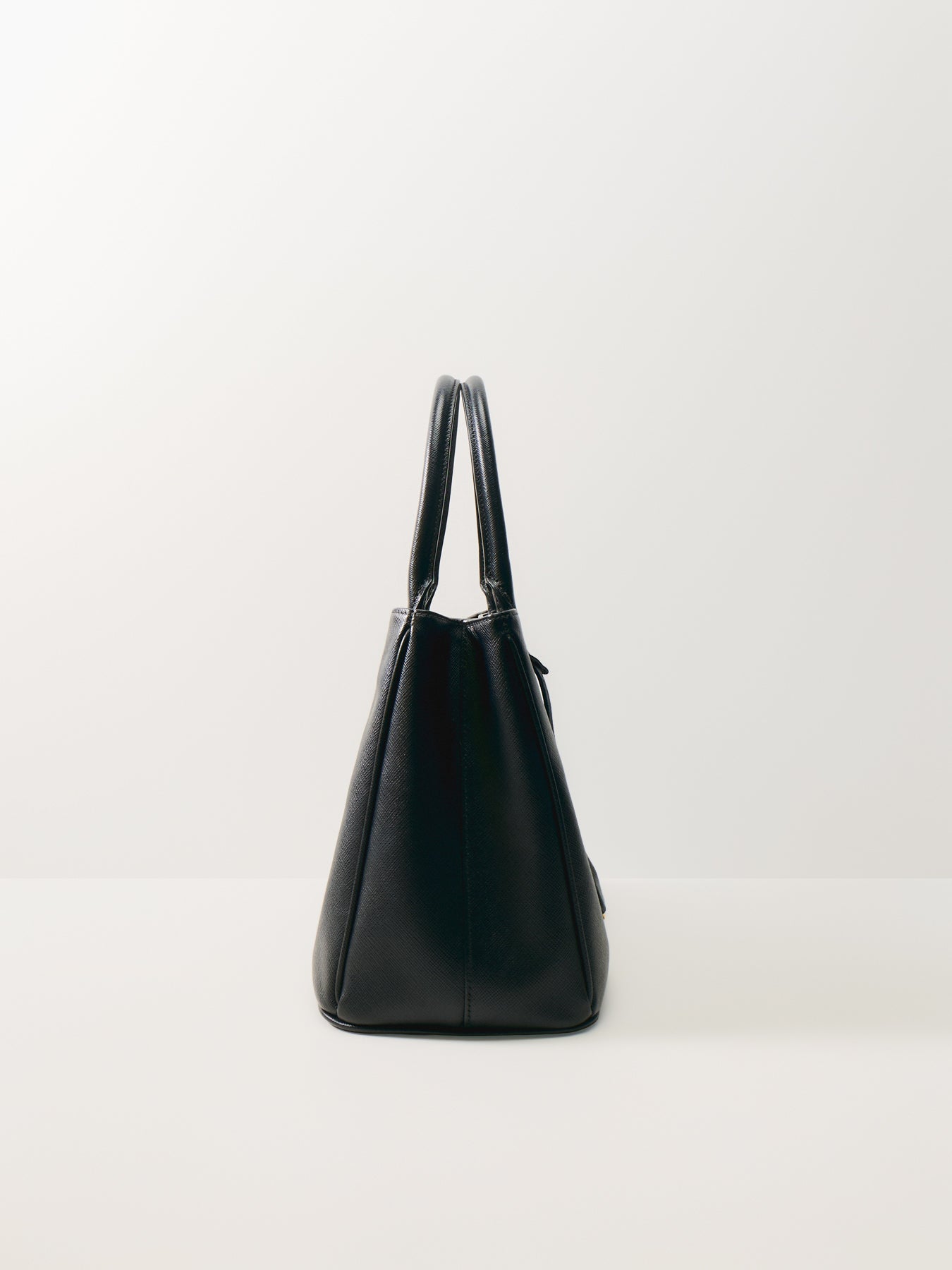 Vintage Prada Saffiano Executive Tote Medium Black