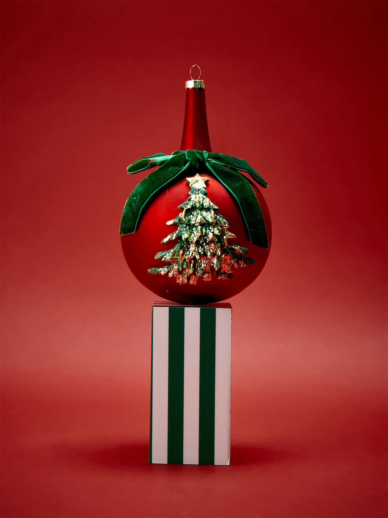 Glass Tree Bauble 10cm Red