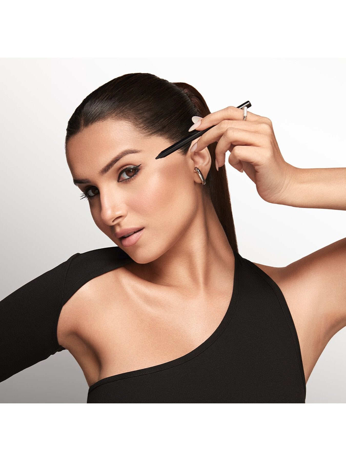 24 hour Kajal Liner Waterproof