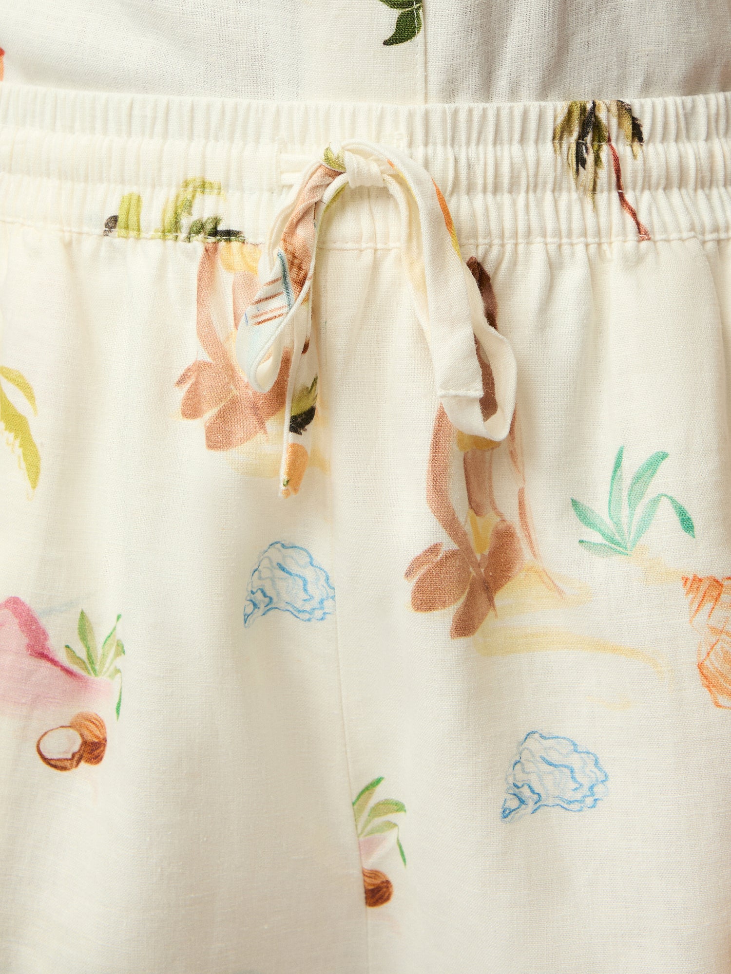 Short Beige Print Shorts