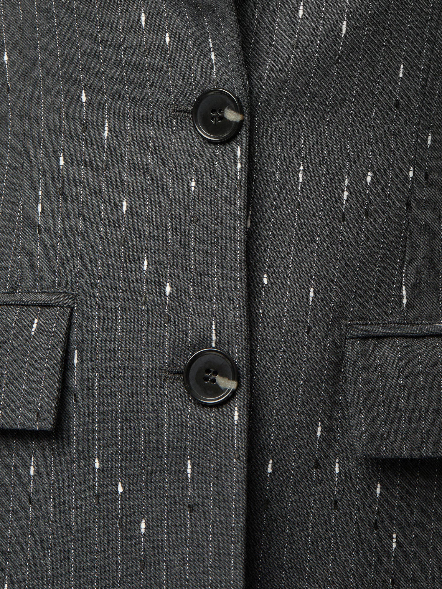 LR-JUDE 3 Textured Blazer