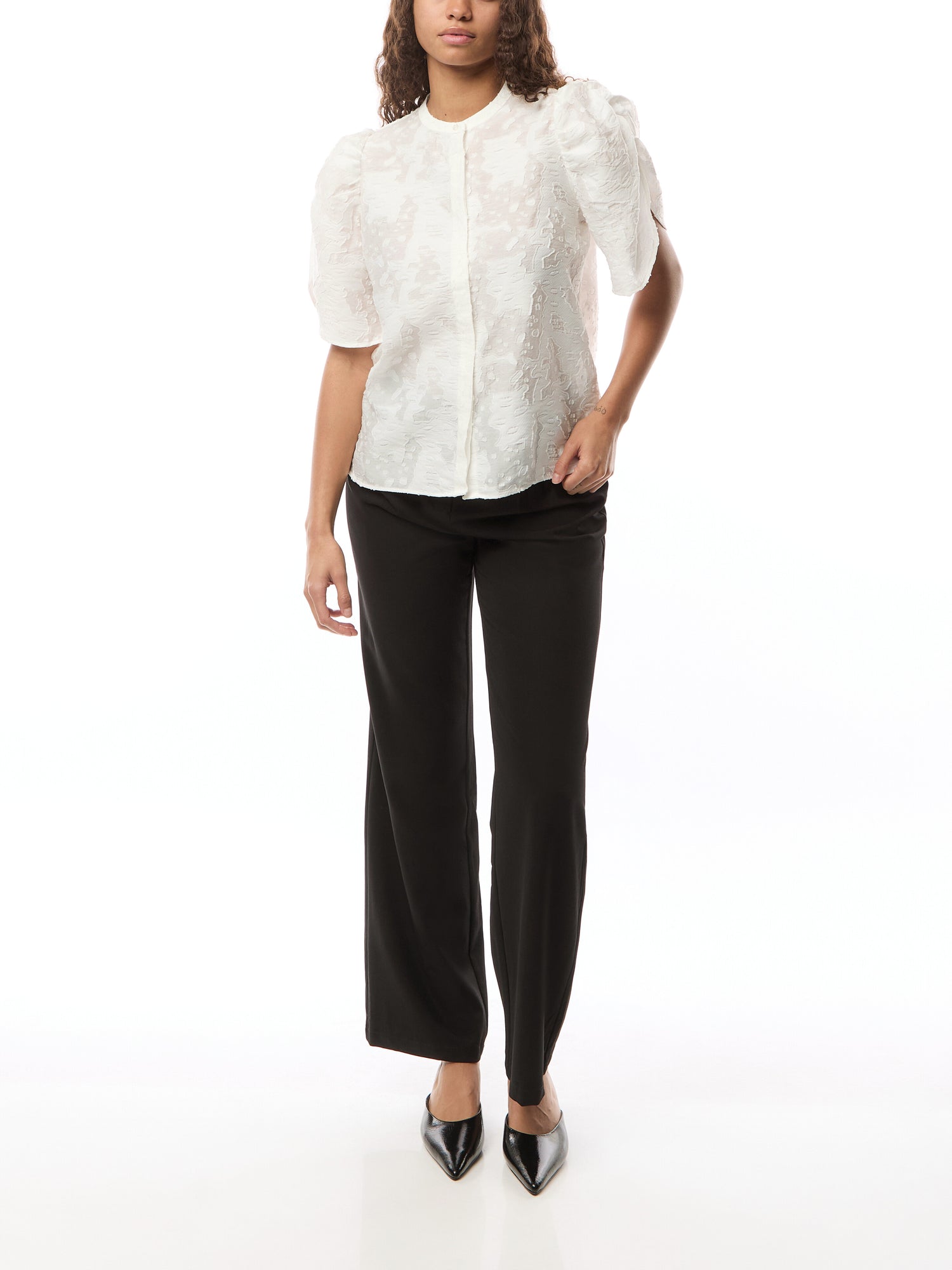 Lr-Josy 1 Textured Puff Sleeve Top