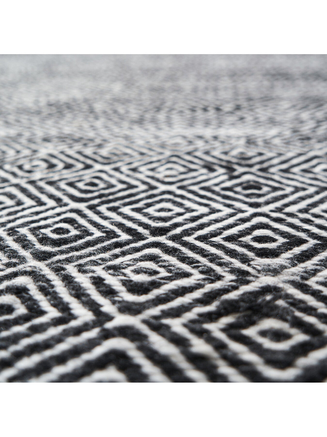 Indoor Outdoor Black and White Inca Design Rug 230cm x 160cm