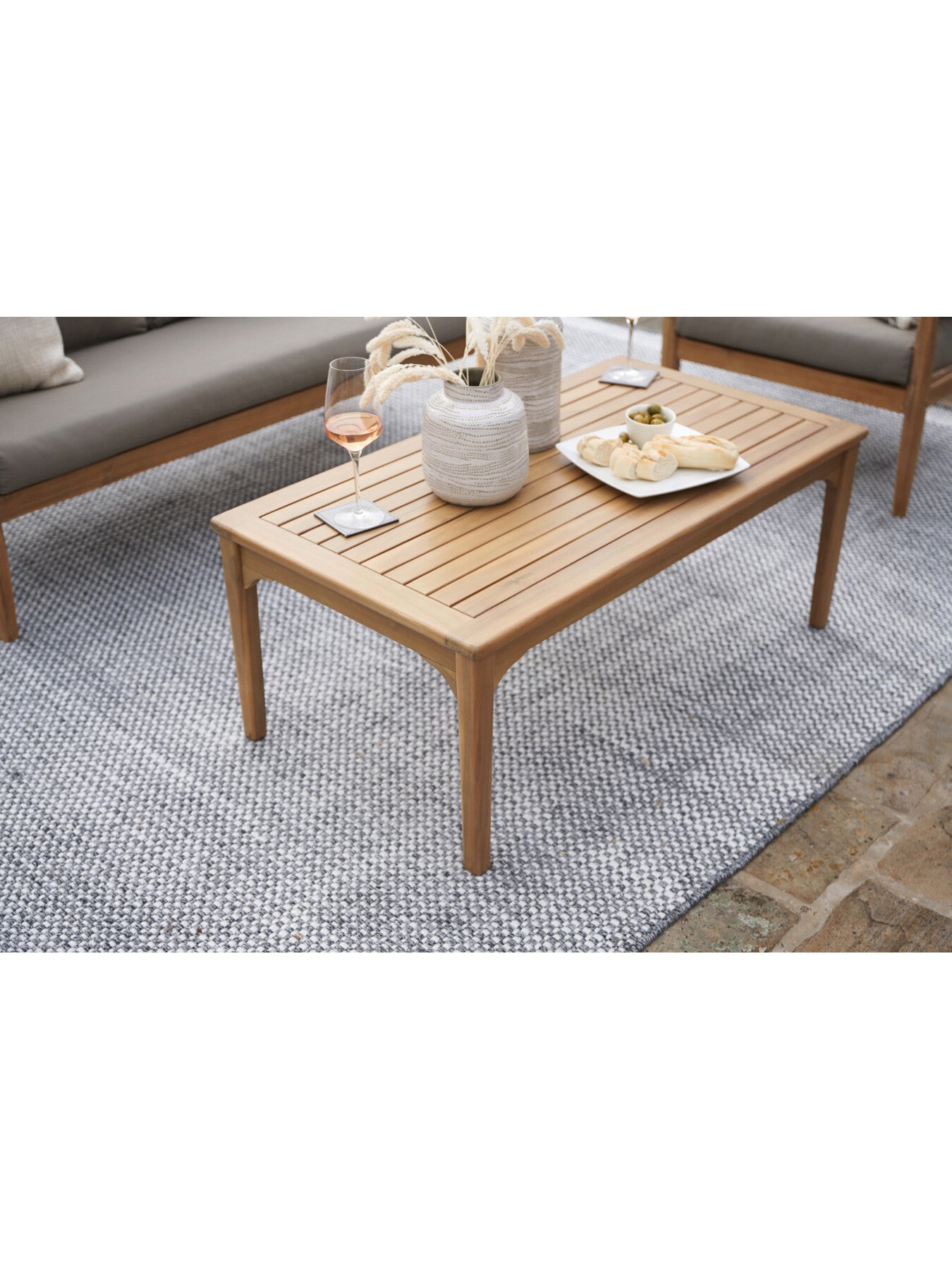 Indoor Outdoor Graphite and White Basket Weave Design Rug