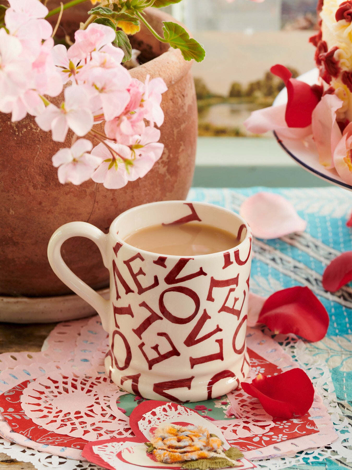 L.O.V.E Polka Red 1/2 Pint Mug