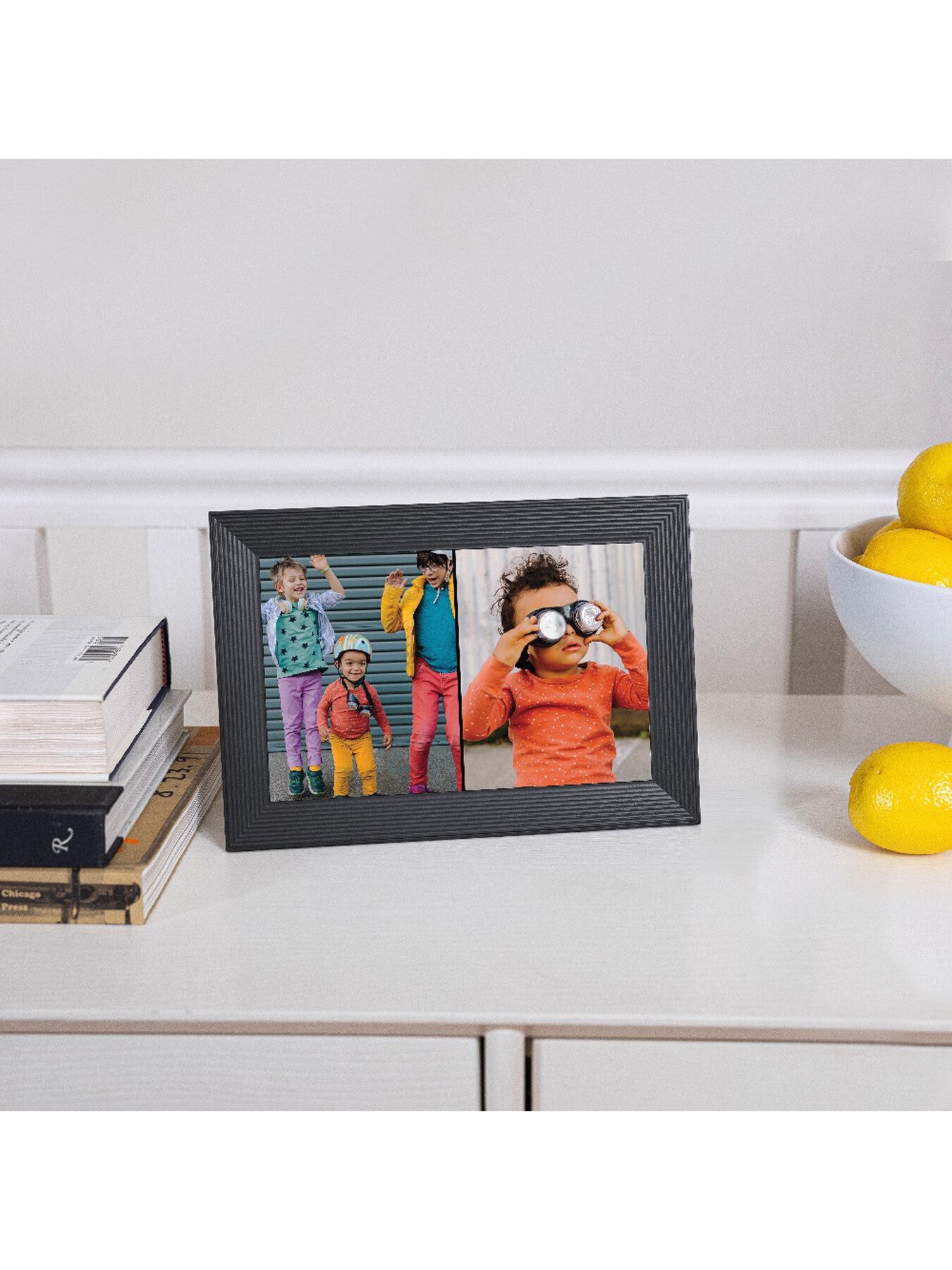 Carver WiFi-connected Solid Picture Frame