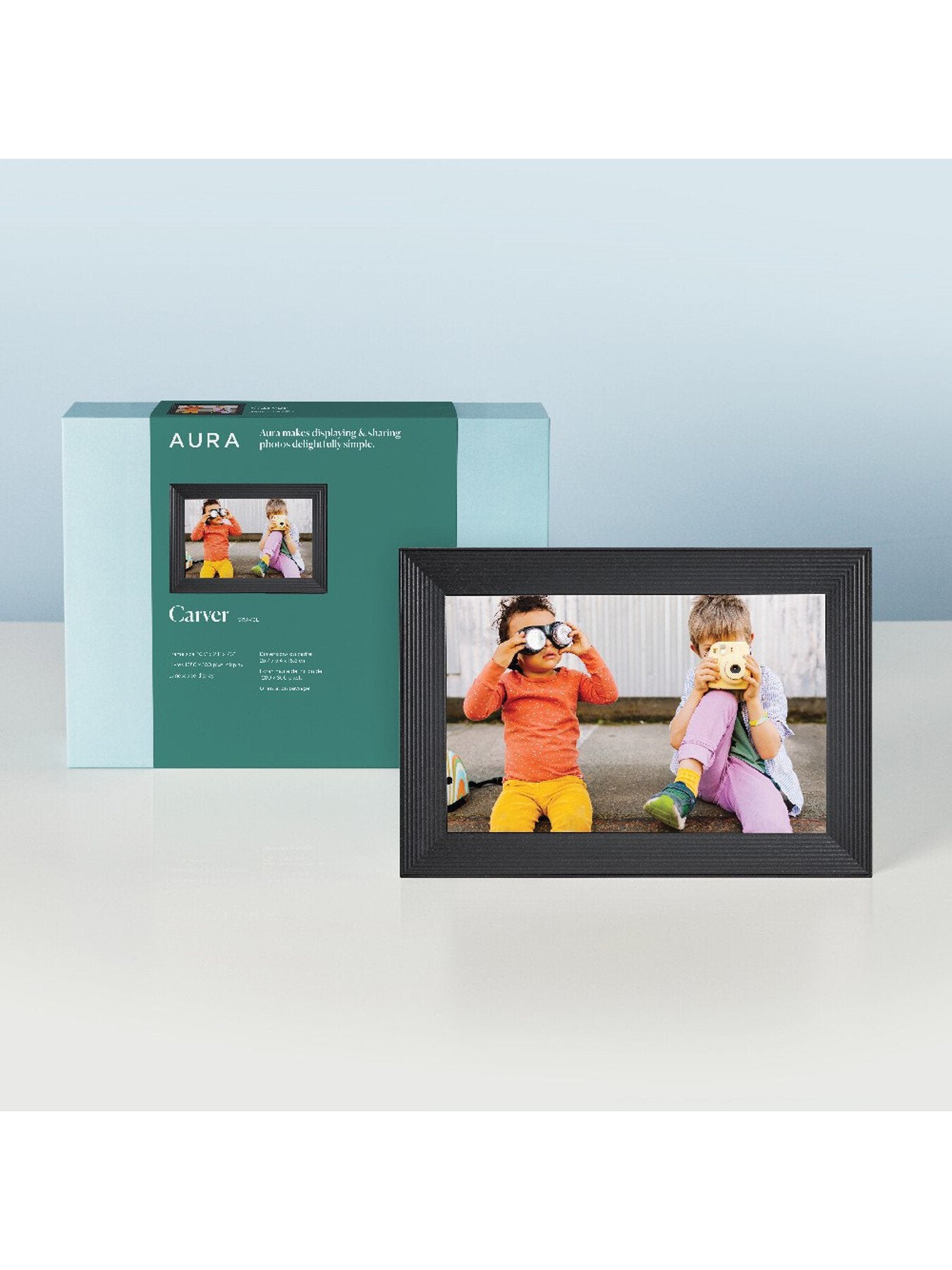 Carver WiFi-connected Solid Picture Frame
