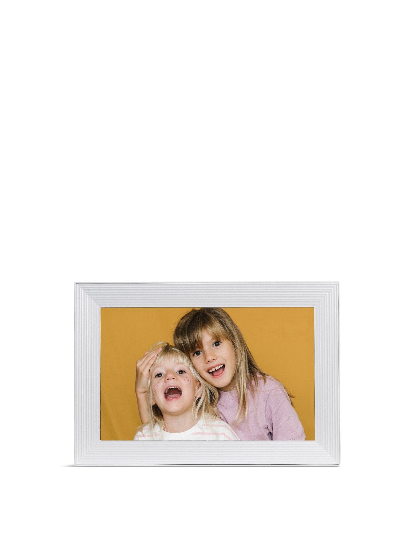 Carver WiFi-connected Solid Picture Frame