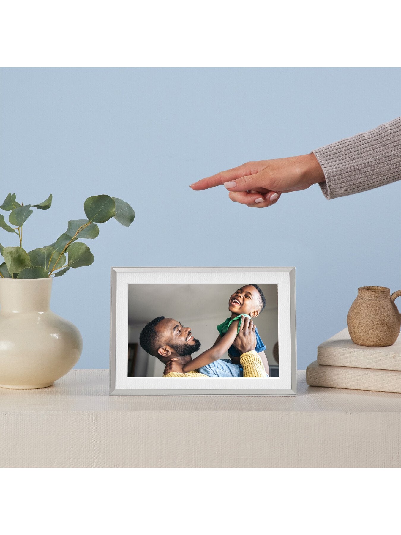 Carver WiFi-connected Matted Picture Frame