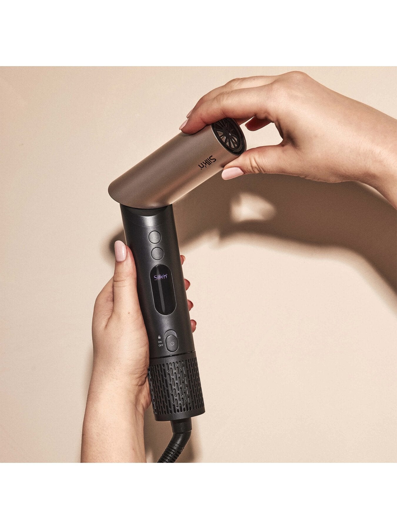 SilkyAir Flex Hairstyling Tool